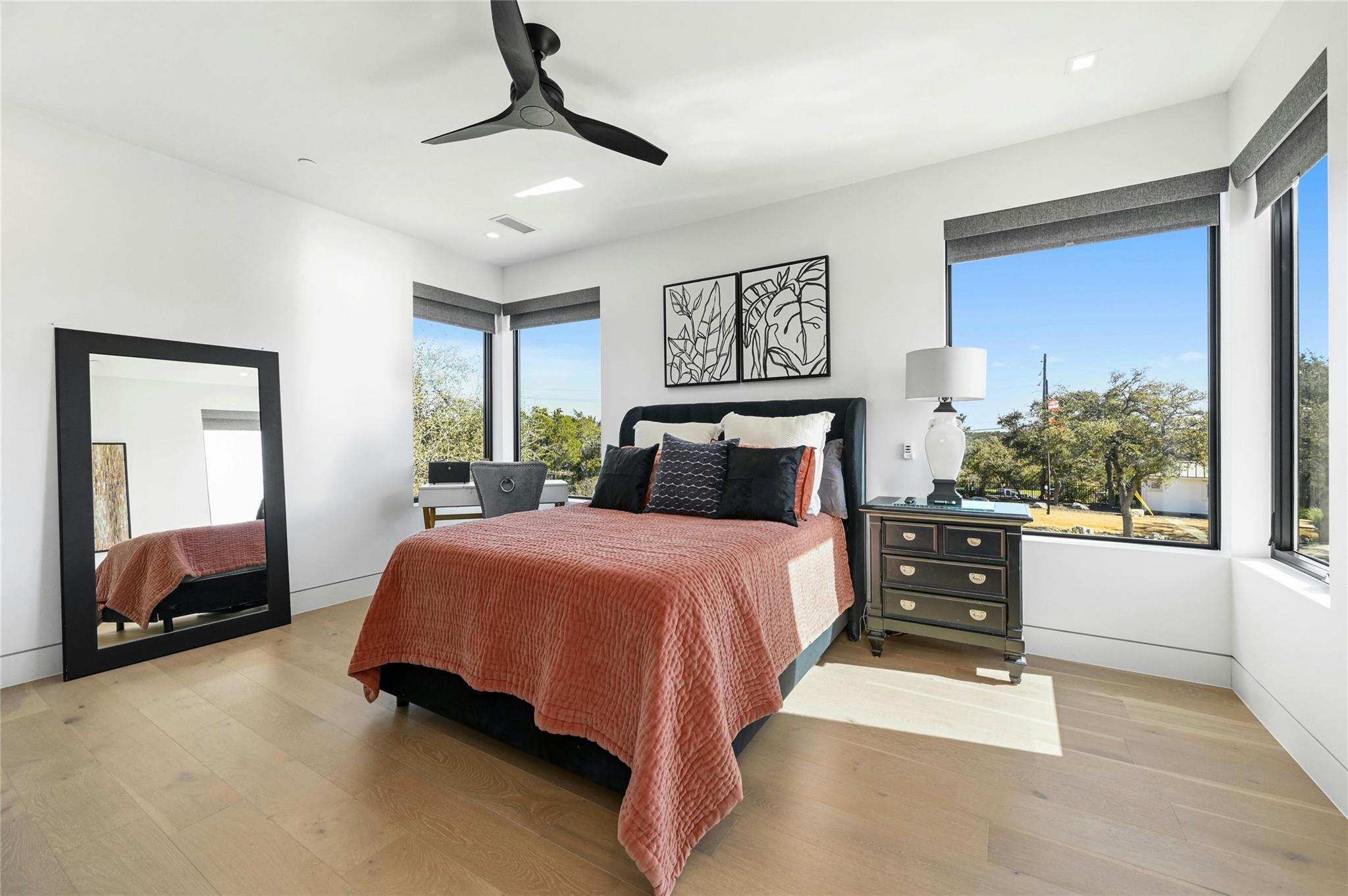 8209 Two Coves Dr, Austin, TX 78730