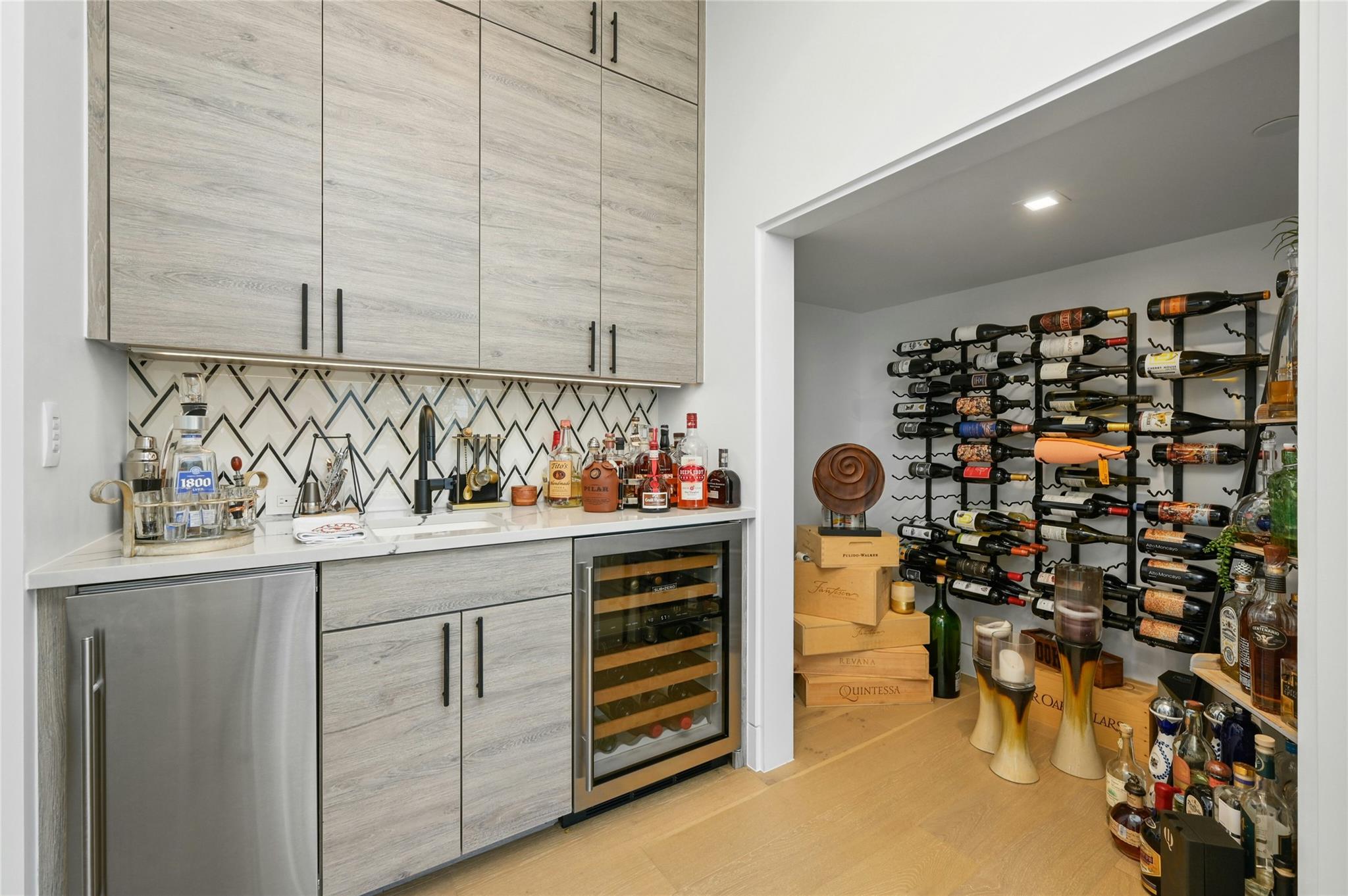 8209 Two Coves Dr, Austin, TX 78730