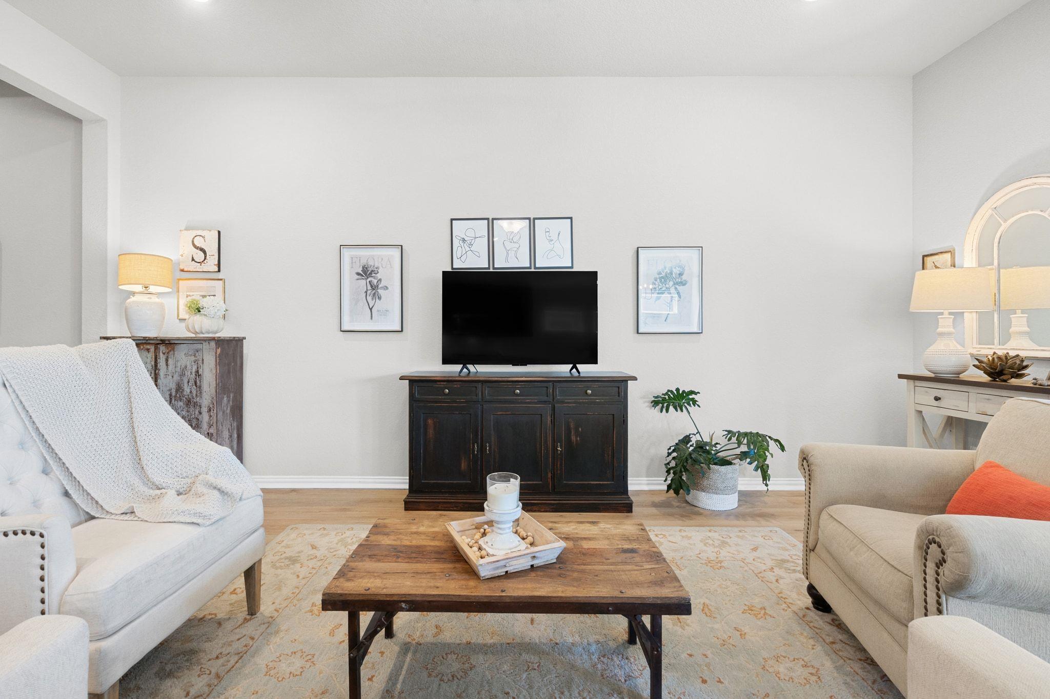 117 Concho Creek Loop, Leander, TX 78641