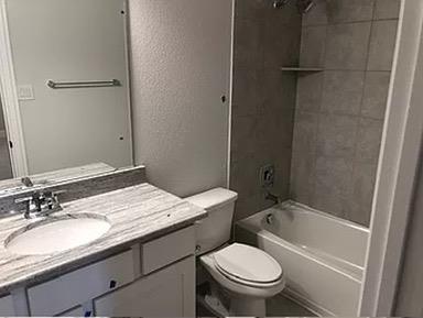 713 Woodview Dr, Leander, TX 78641