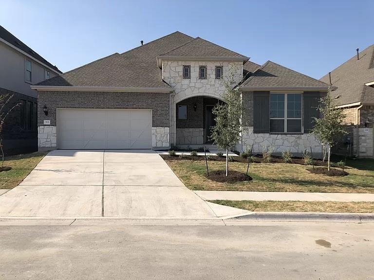 713 Woodview Dr, Leander, TX 78641