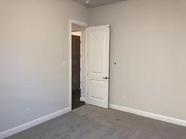 713 Woodview Dr, Leander, TX 78641