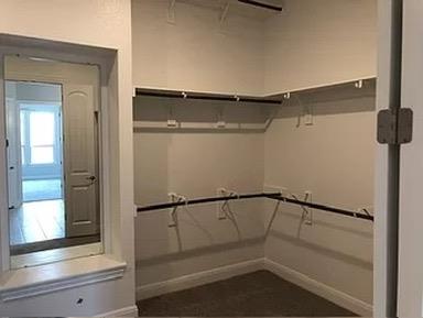 713 Woodview Dr, Leander, TX 78641