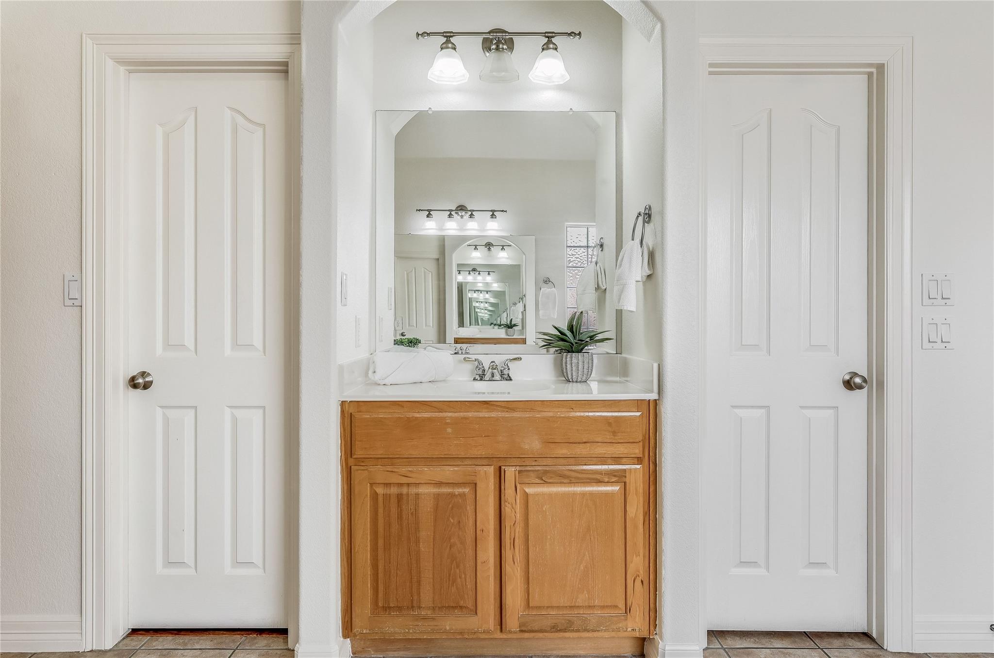 4200 Vista Corta Dr, Lago Vista, TX 78645