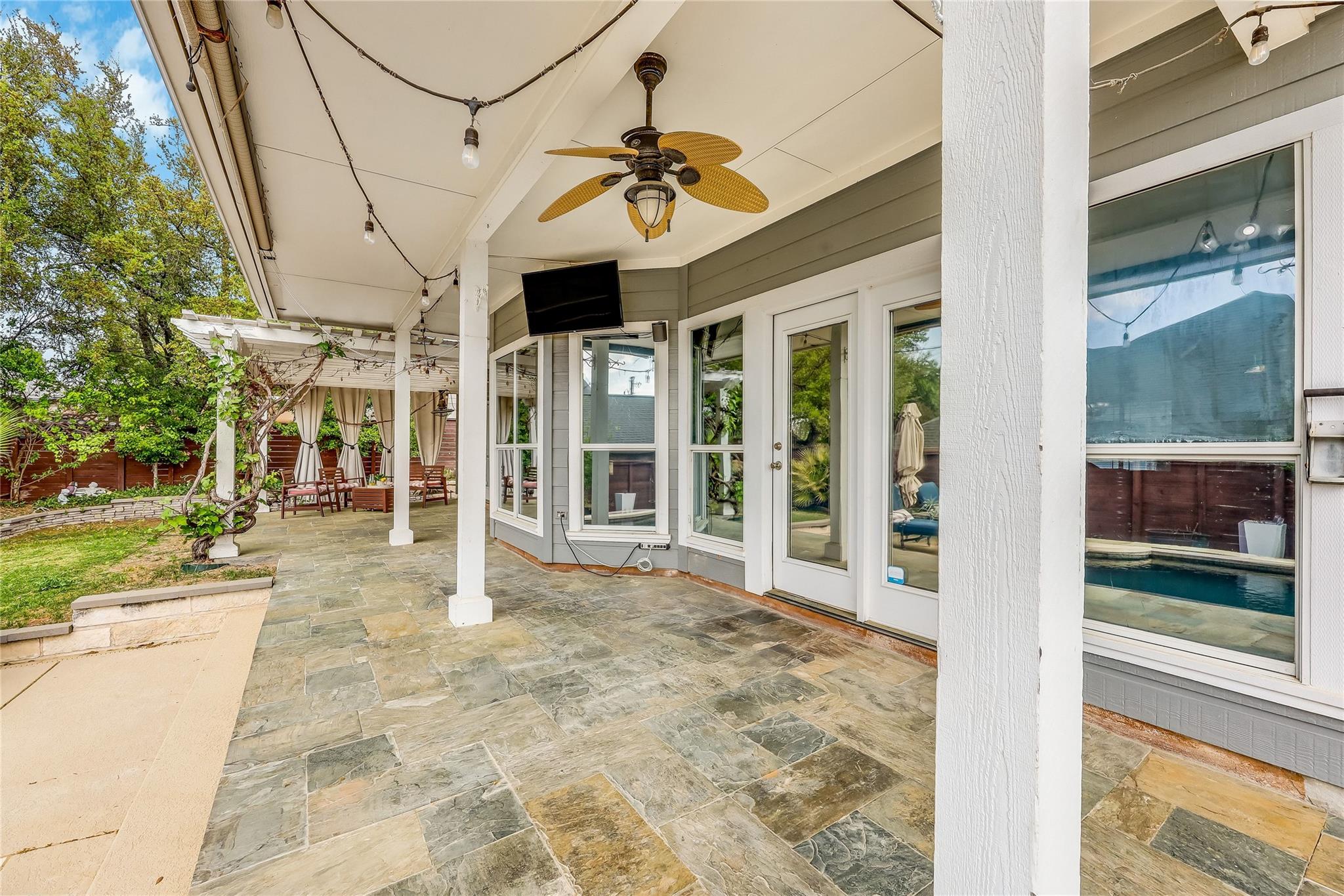 4200 Vista Corta Dr, Lago Vista, TX 78645