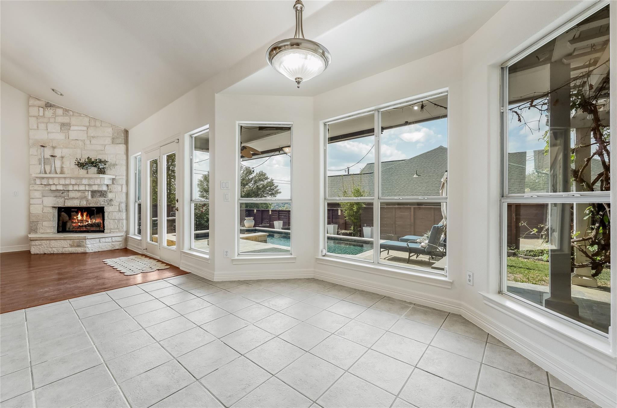 4200 Vista Corta Dr, Lago Vista, TX 78645