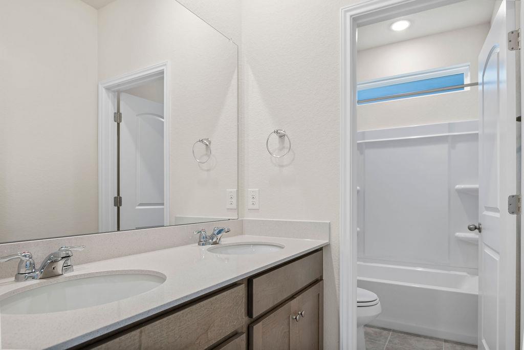 108 Woodrow Ln, Liberty Hill, TX 78642