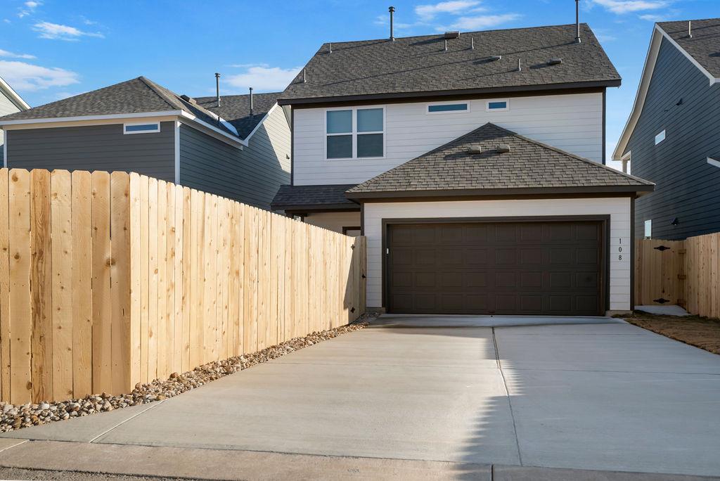 108 Woodrow Ln, Liberty Hill, TX 78642