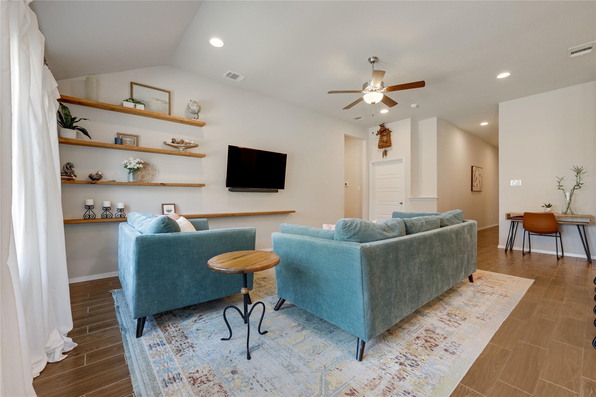 21902 Oxford Dr, Lago Vista, TX 78645