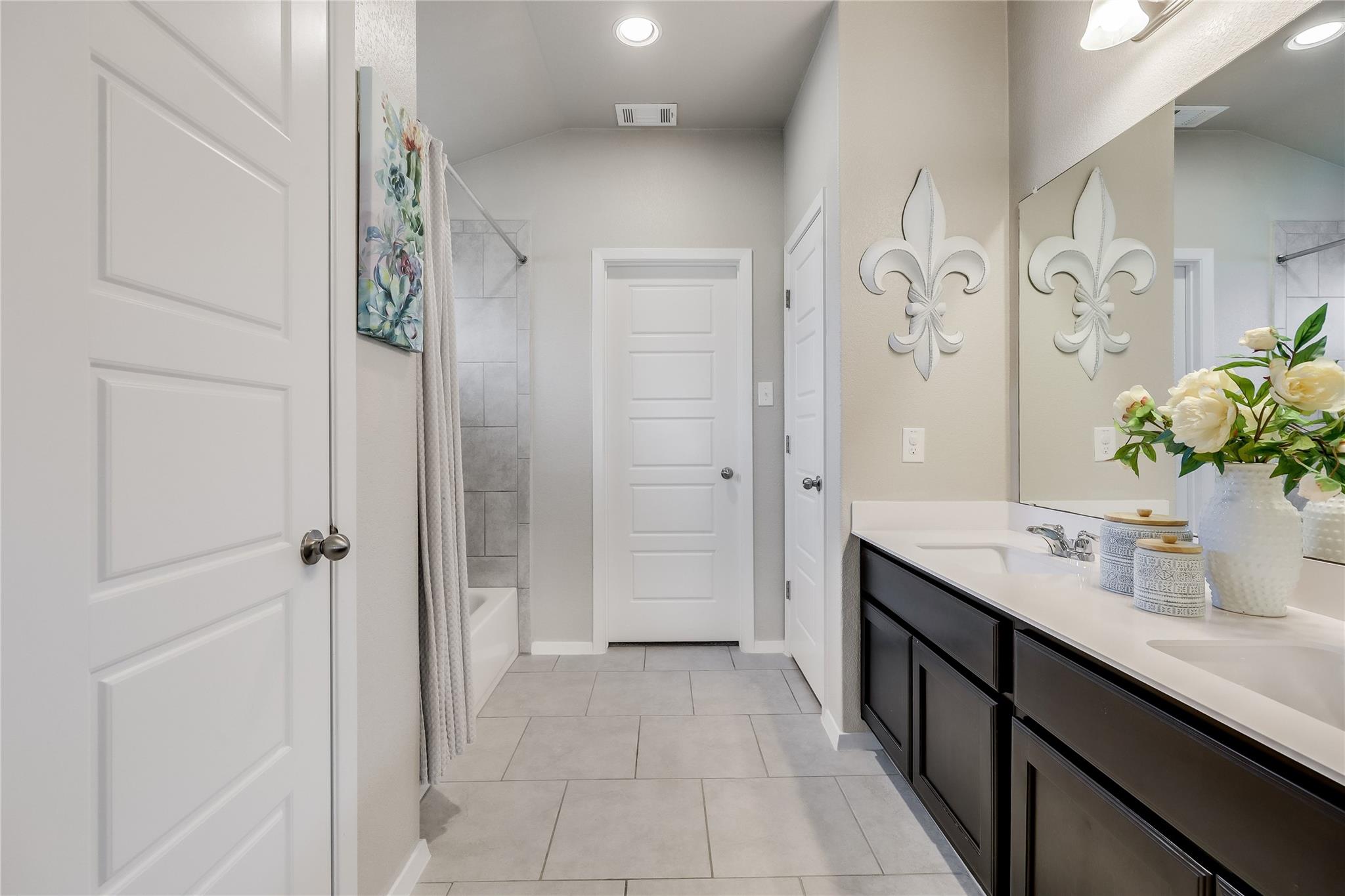 21902 Oxford Dr, Lago Vista, TX 78645