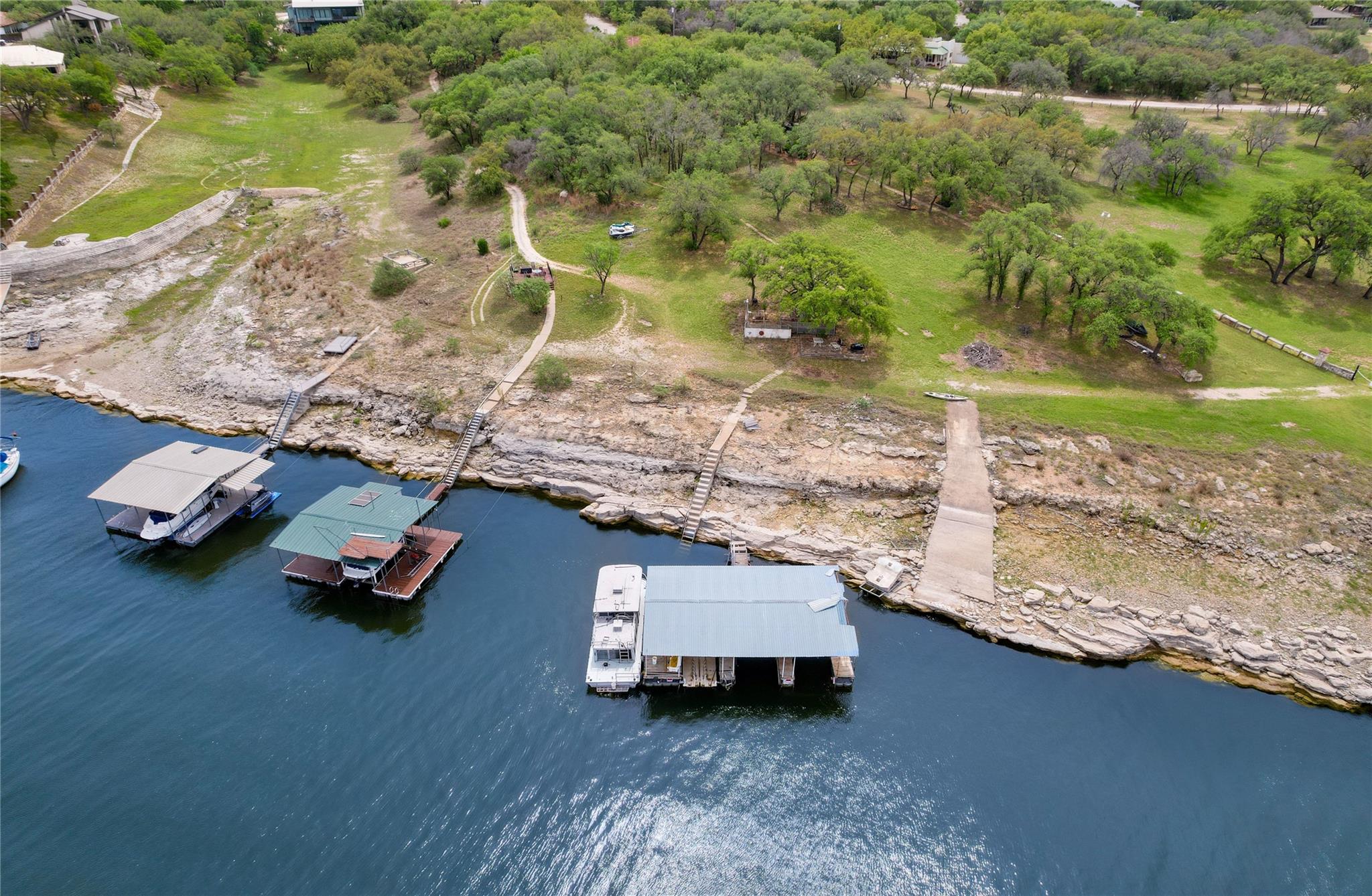 21604 Arrowhead Pt, Lago Vista, TX 78645