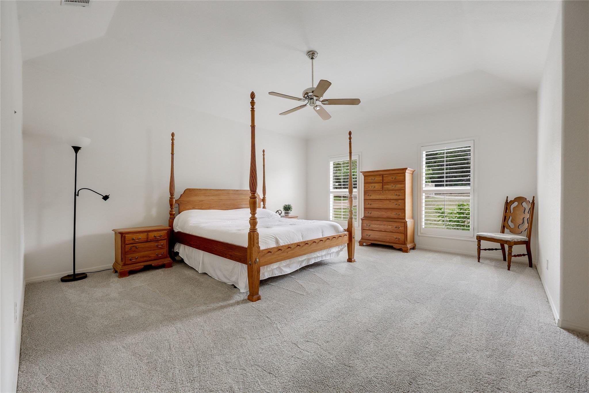 21604 Arrowhead Pt, Lago Vista, TX 78645