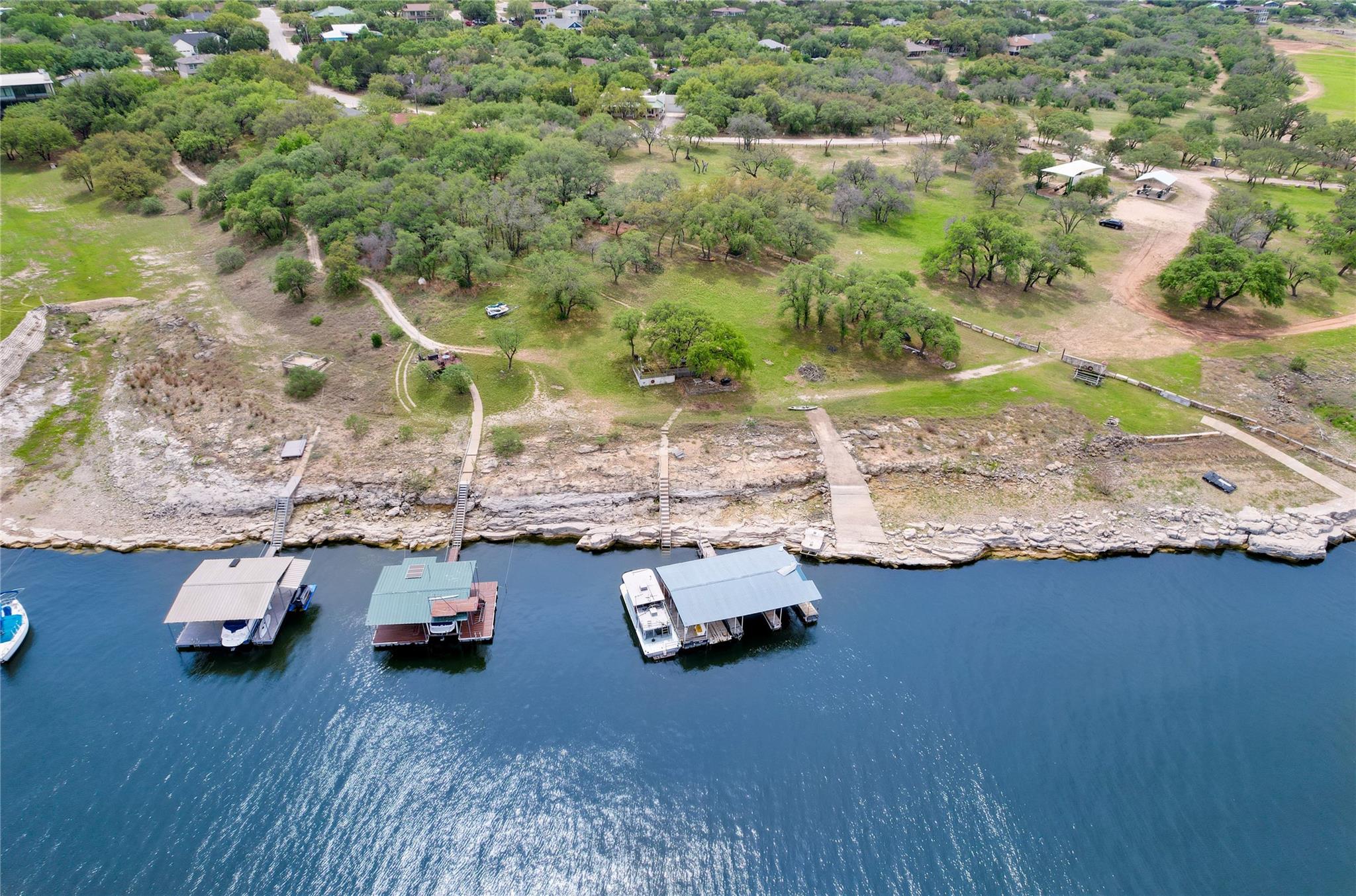 21604 Arrowhead Pt, Lago Vista, TX 78645