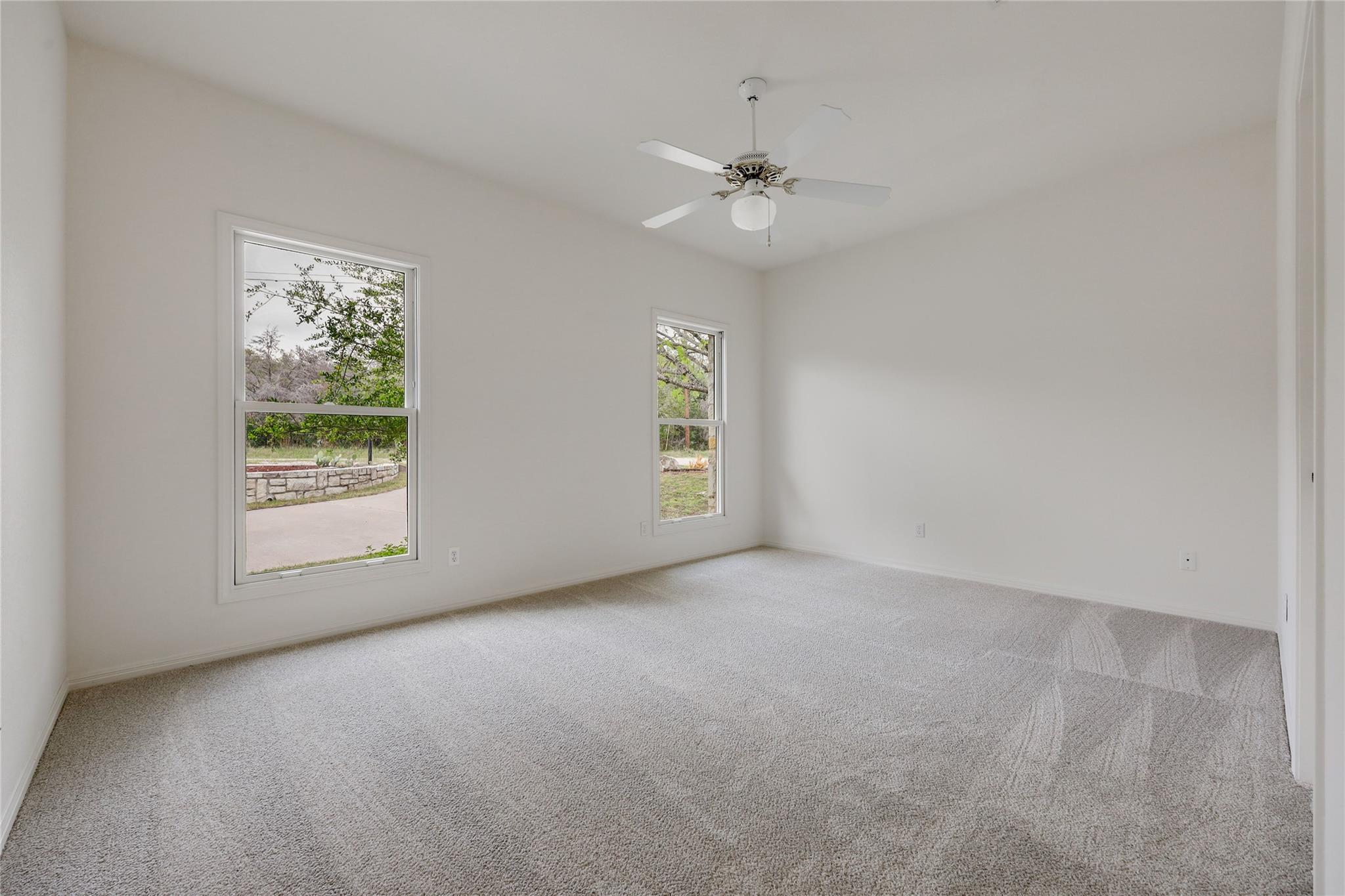 21604 Arrowhead Pt, Lago Vista, TX 78645