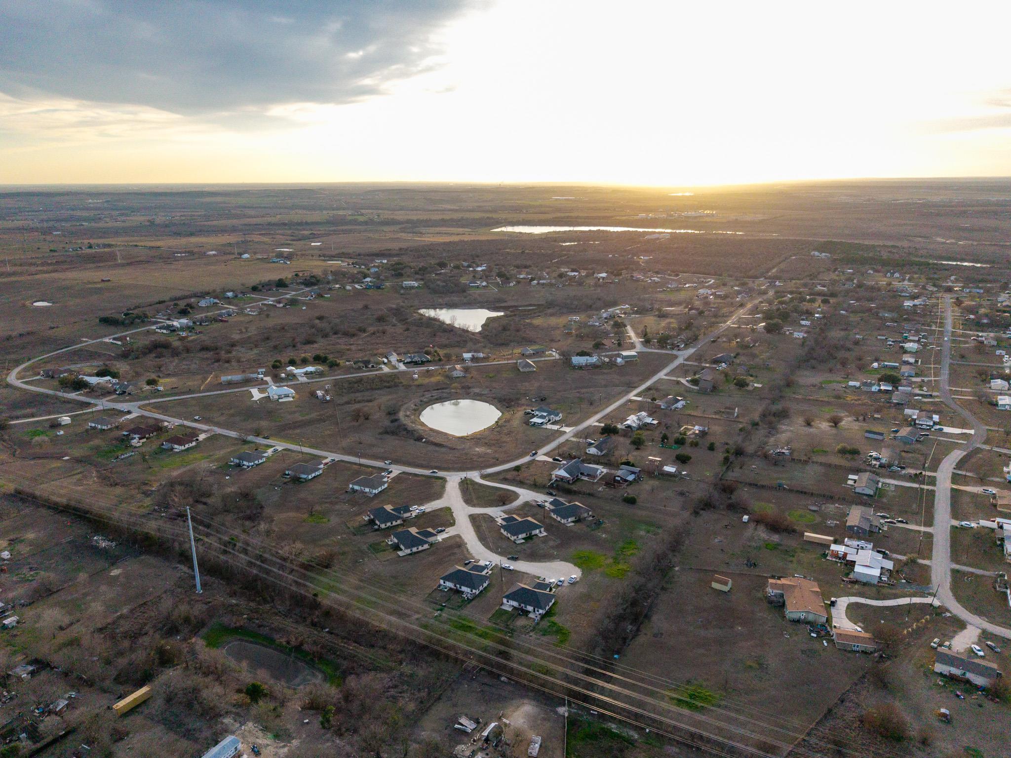 540-566 Crest Circle Dr, San Marcos, TX 78666