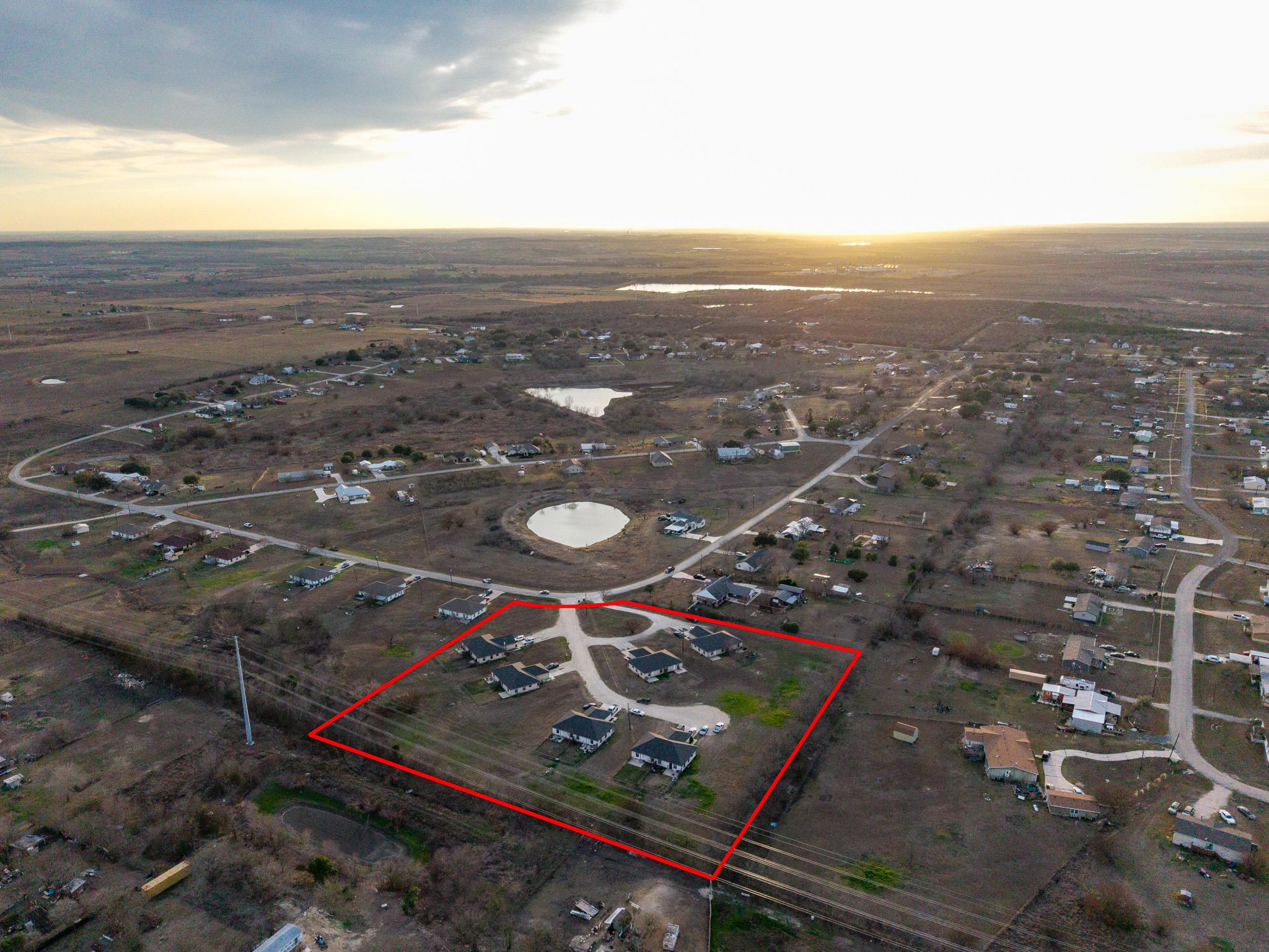 540-566 Crest Circle Dr, San Marcos, TX 78666