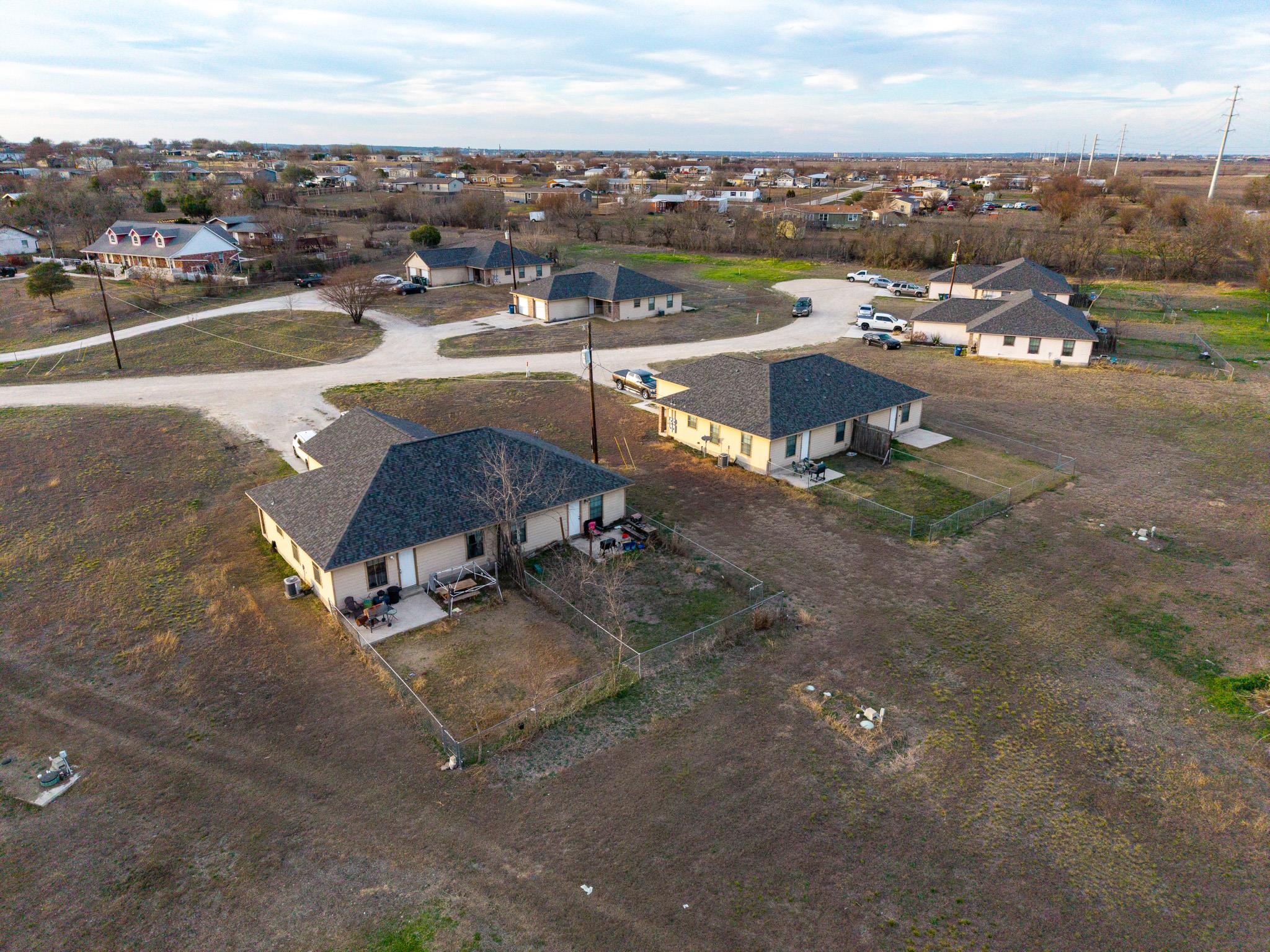 540-566 Crest Circle Dr, San Marcos, TX 78666