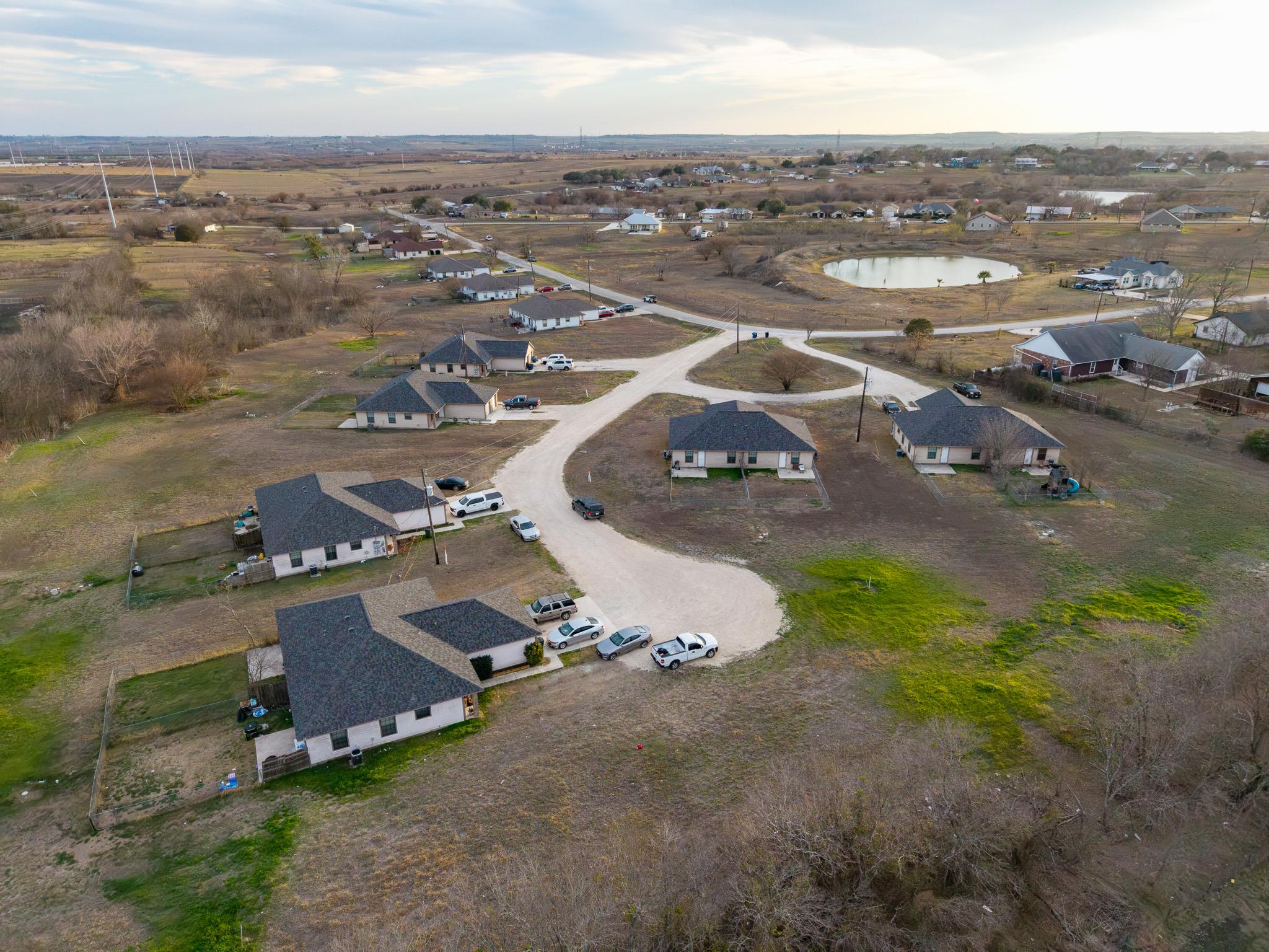 540-566 Crest Circle Dr, San Marcos, TX 78666