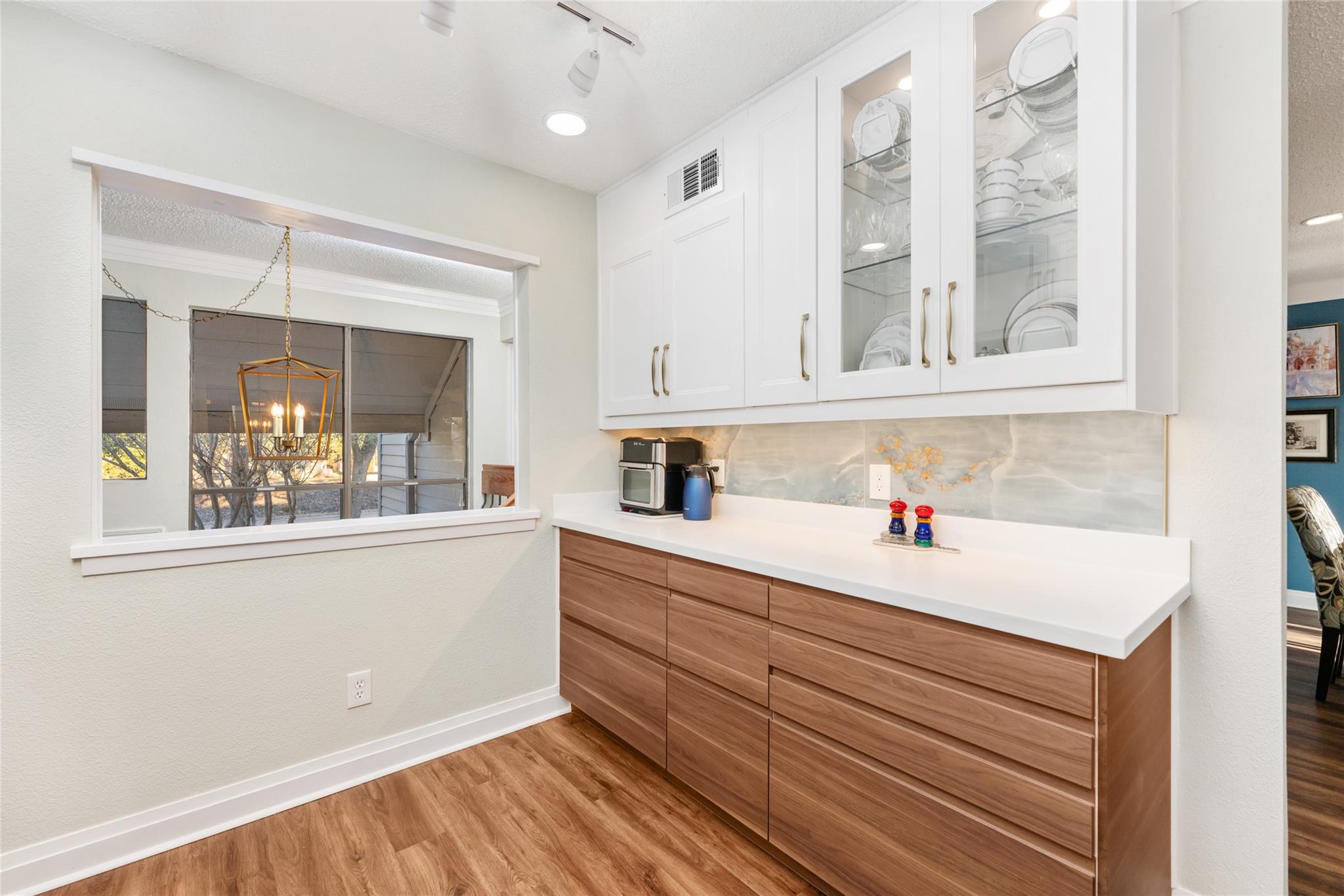 114 World Of Tennis Sq # 114, Lakeway, TX 78738