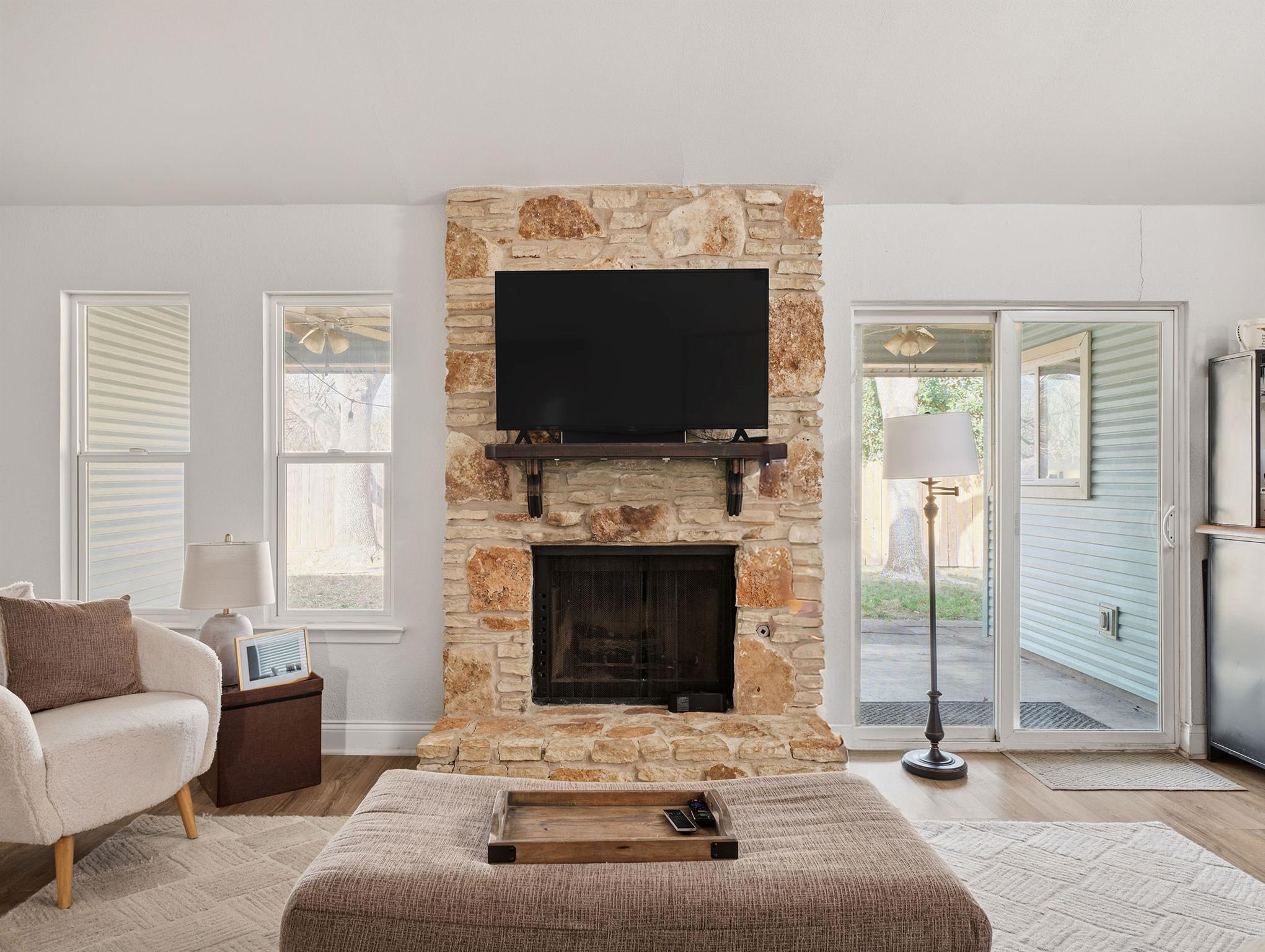 2008 Lear Ln, Austin, TX 78745