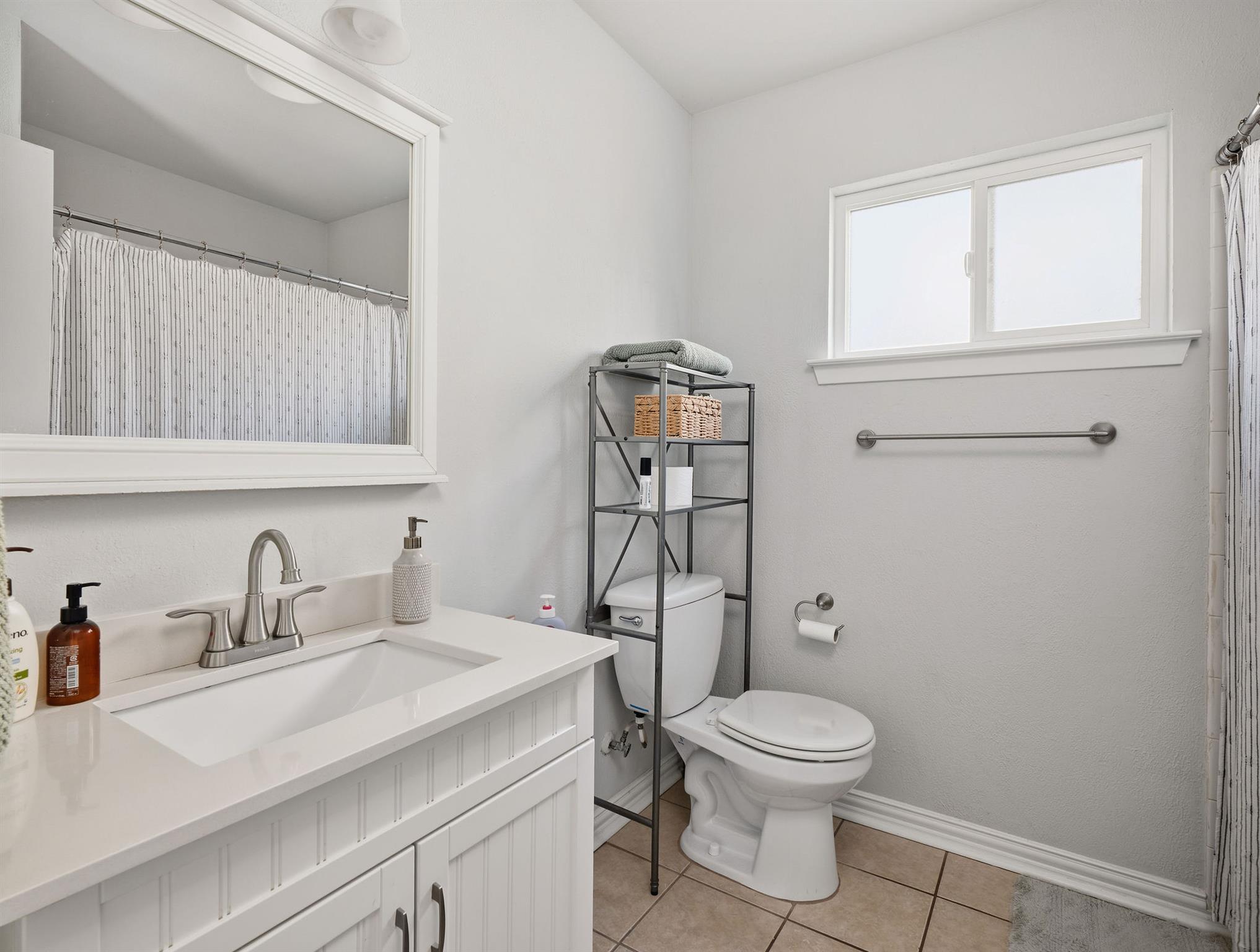 2008 Lear Ln, Austin, TX 78745