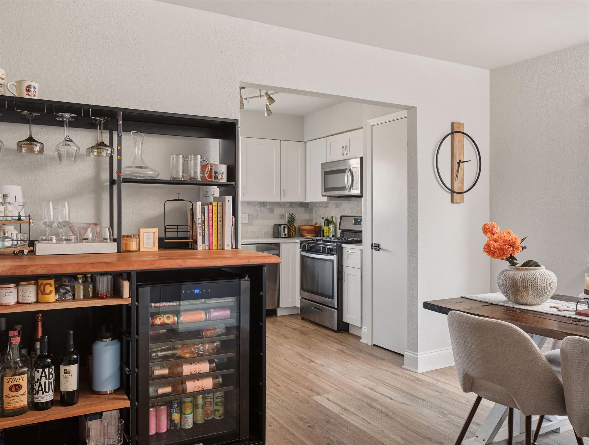 2008 Lear Ln, Austin, TX 78745