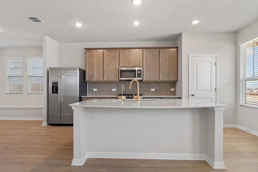 104 Woodrow Ln, Liberty Hill, TX 78642