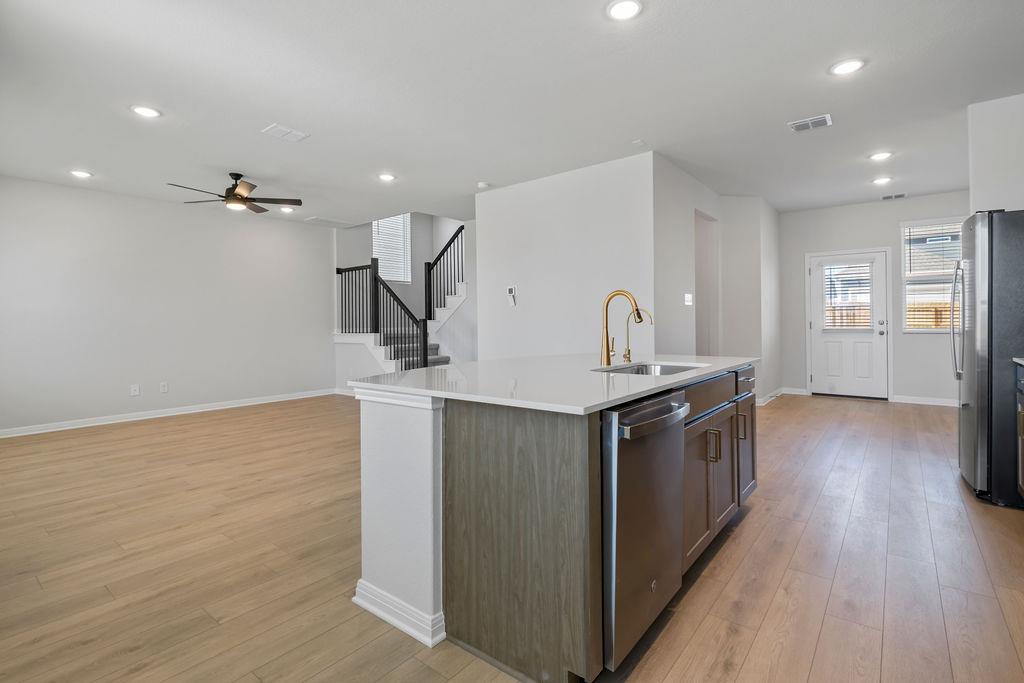 104 Woodrow Ln, Liberty Hill, TX 78642