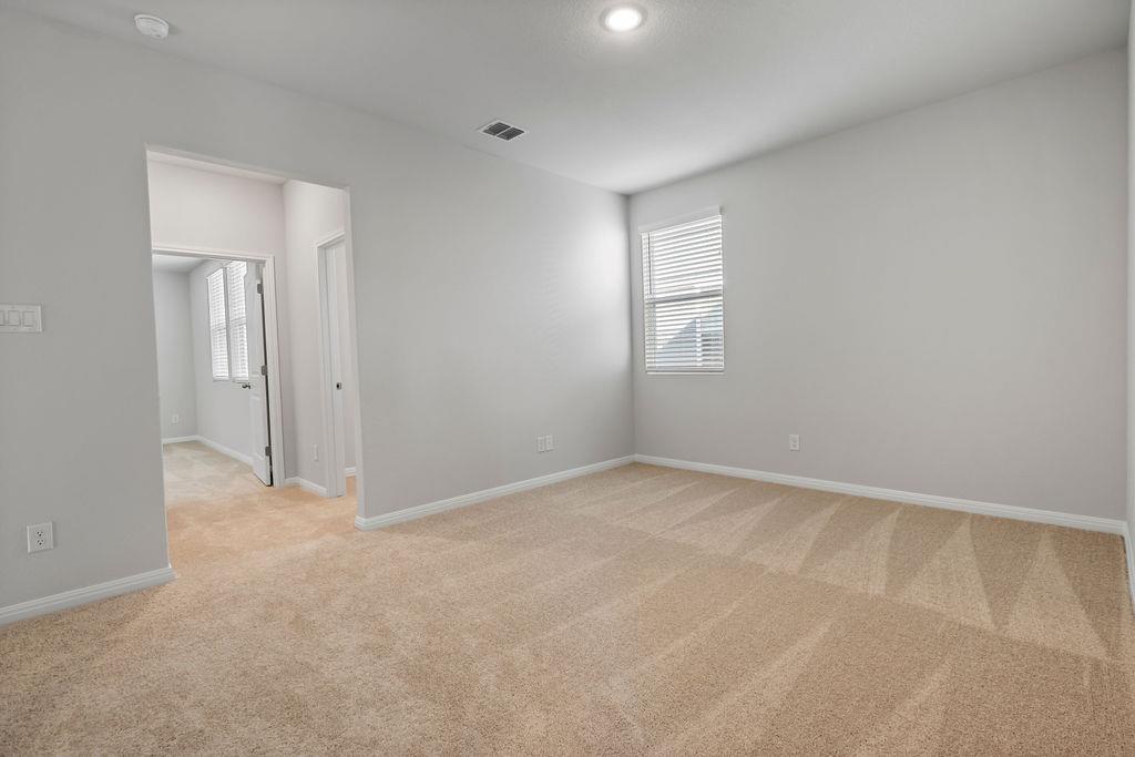 104 Woodrow Ln, Liberty Hill, TX 78642