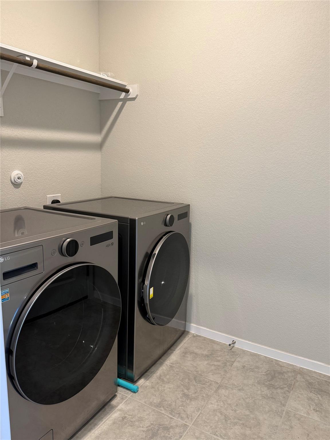 2713 Paragon Fox Dr, Pflugerville, TX 78660