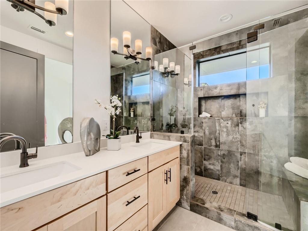 3700 Clawson Rd # 406, Austin, TX 78704