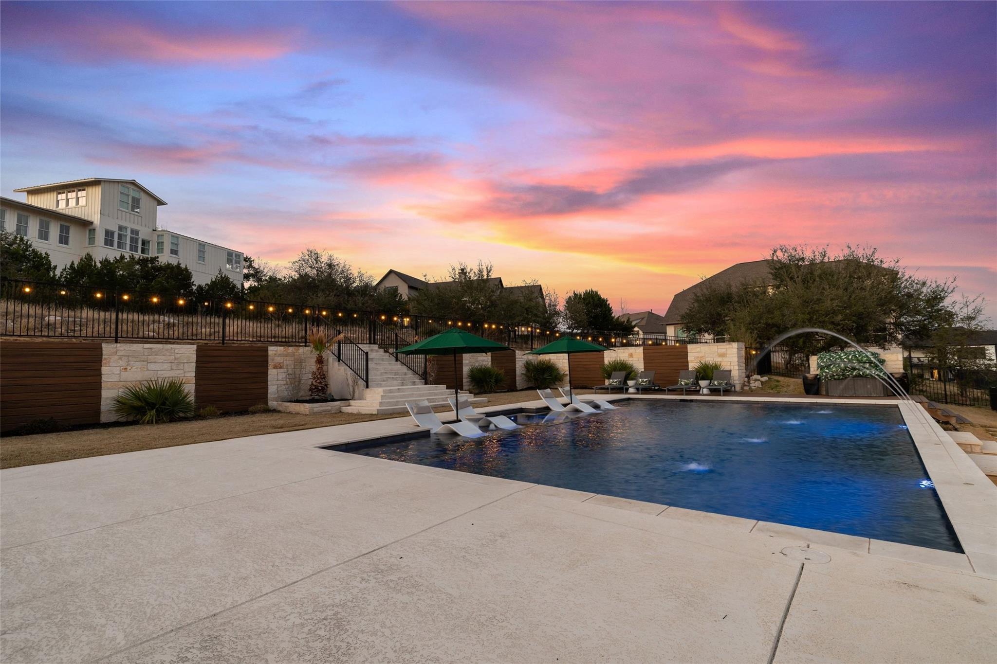 302 Lodestone Ln, Austin, TX 78738