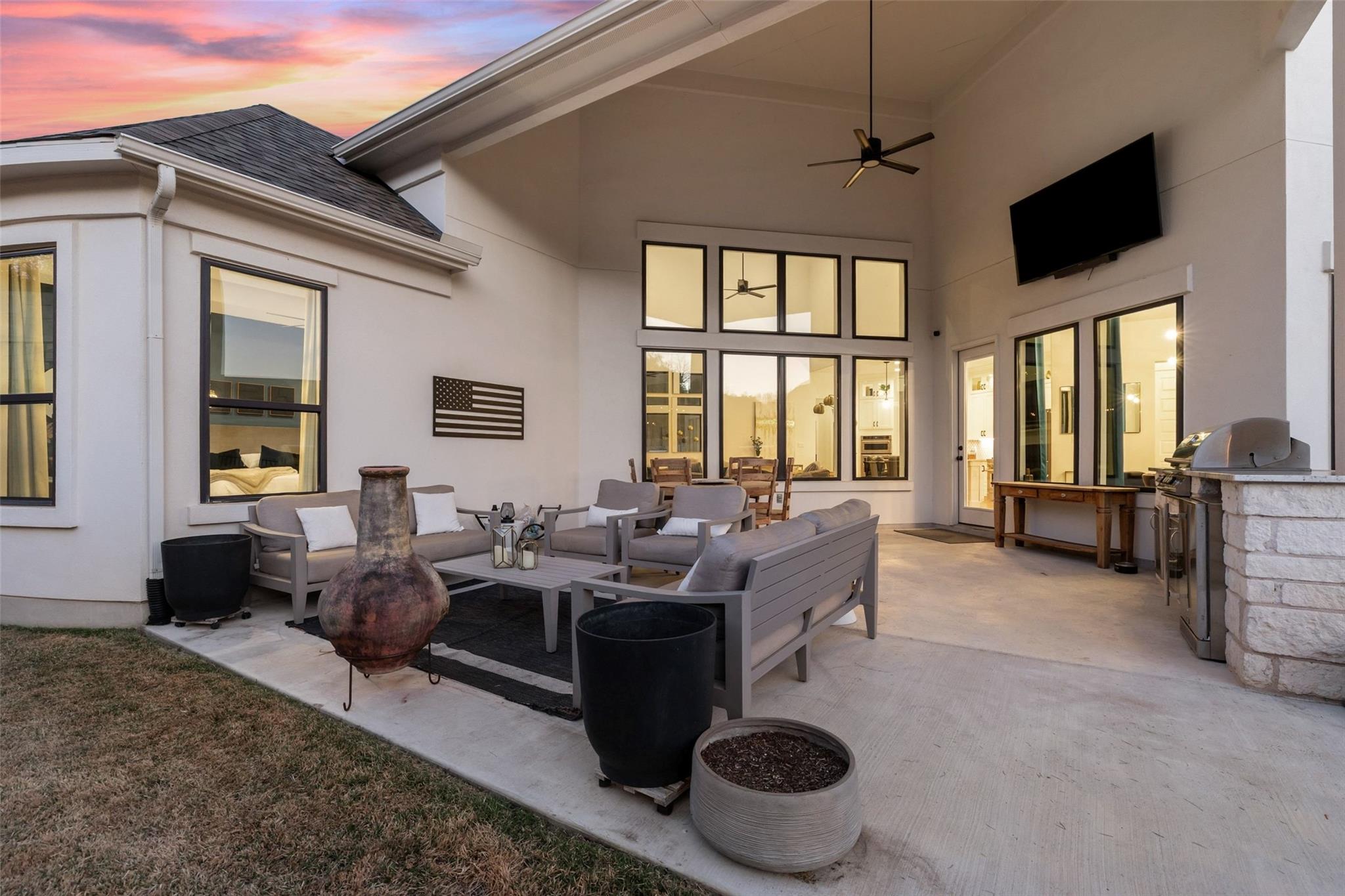 302 Lodestone Ln, Austin, TX 78738