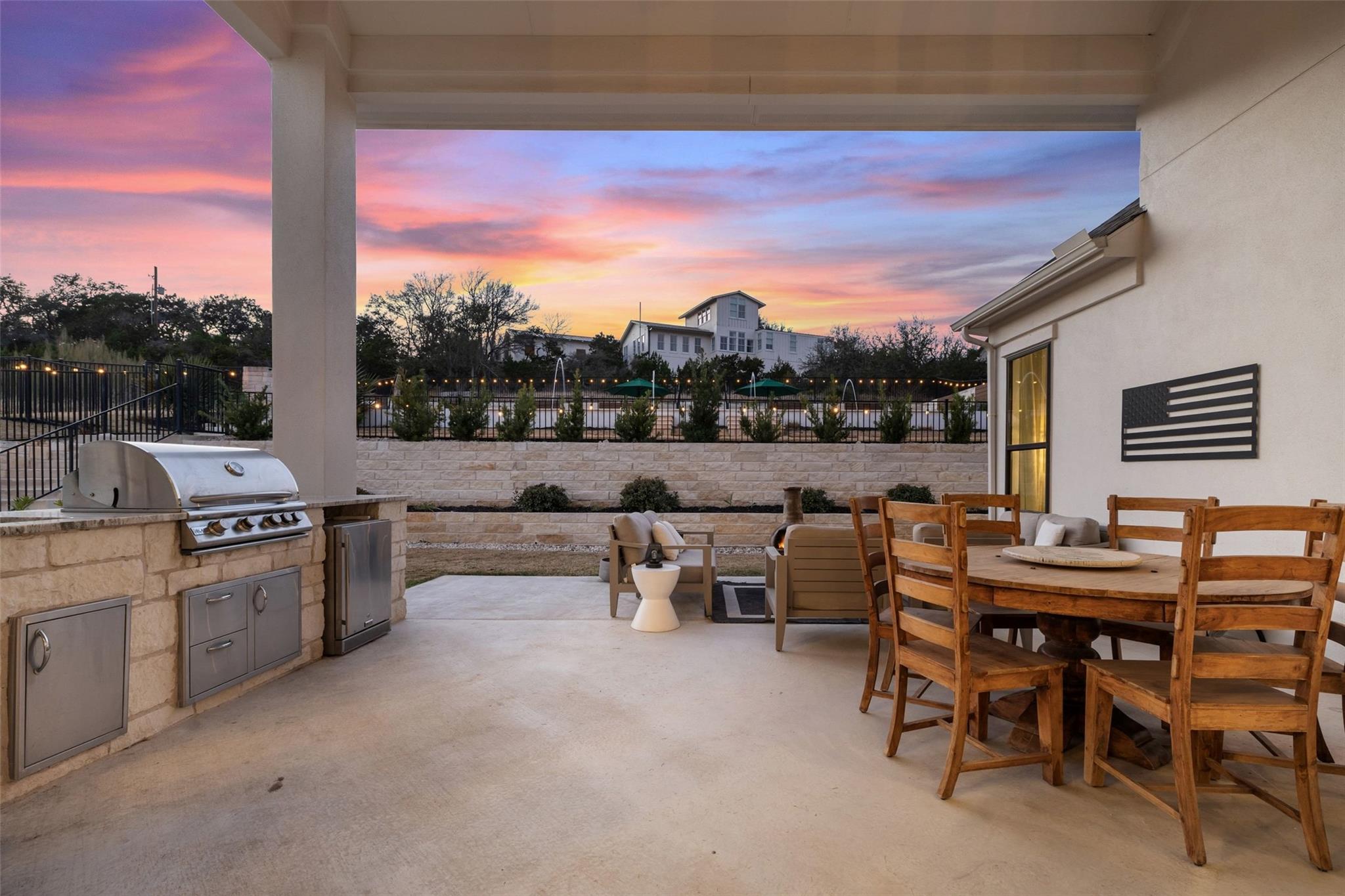 302 Lodestone Ln, Austin, TX 78738