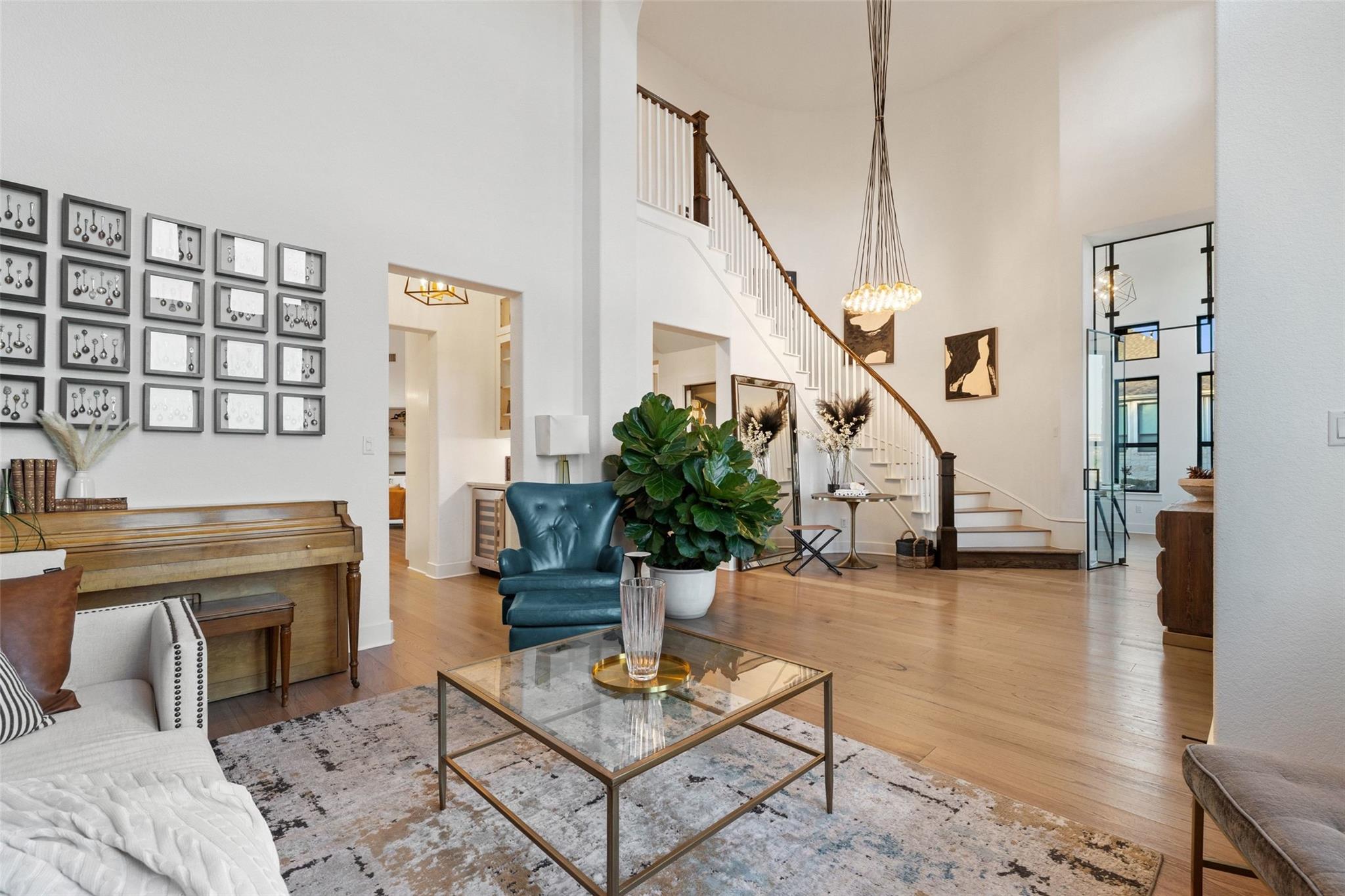 302 Lodestone Ln, Austin, TX 78738