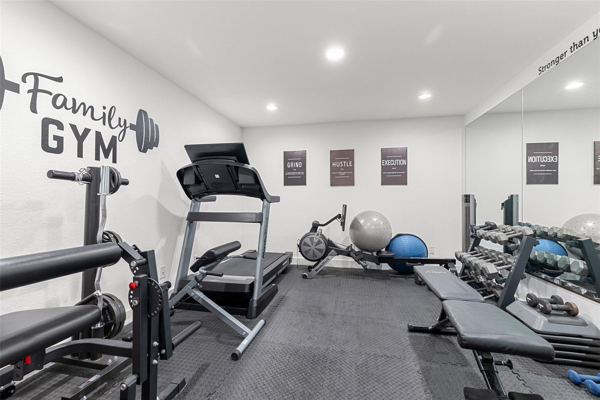 302 Lodestone Ln, Austin, TX 78738