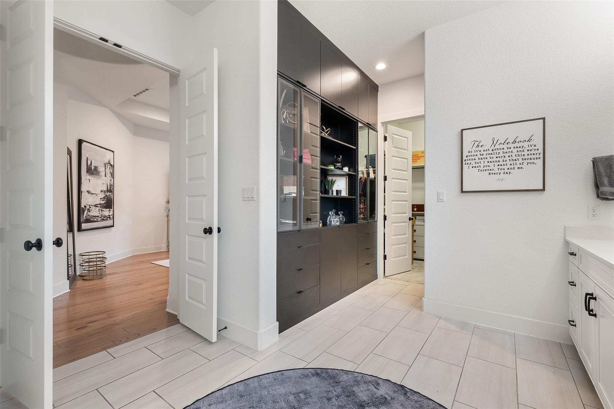 302 Lodestone Ln, Austin, TX 78738