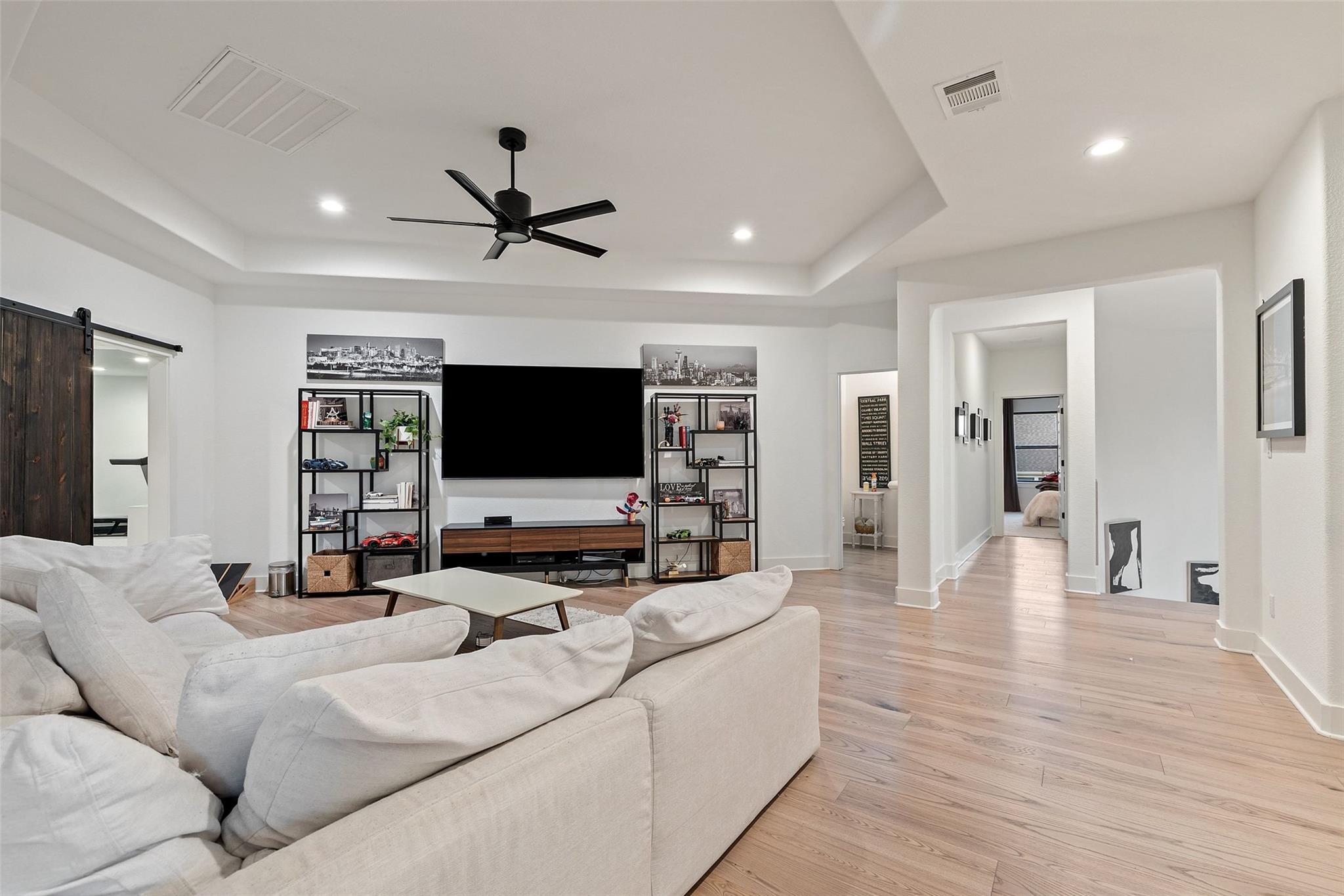 302 Lodestone Ln, Austin, TX 78738