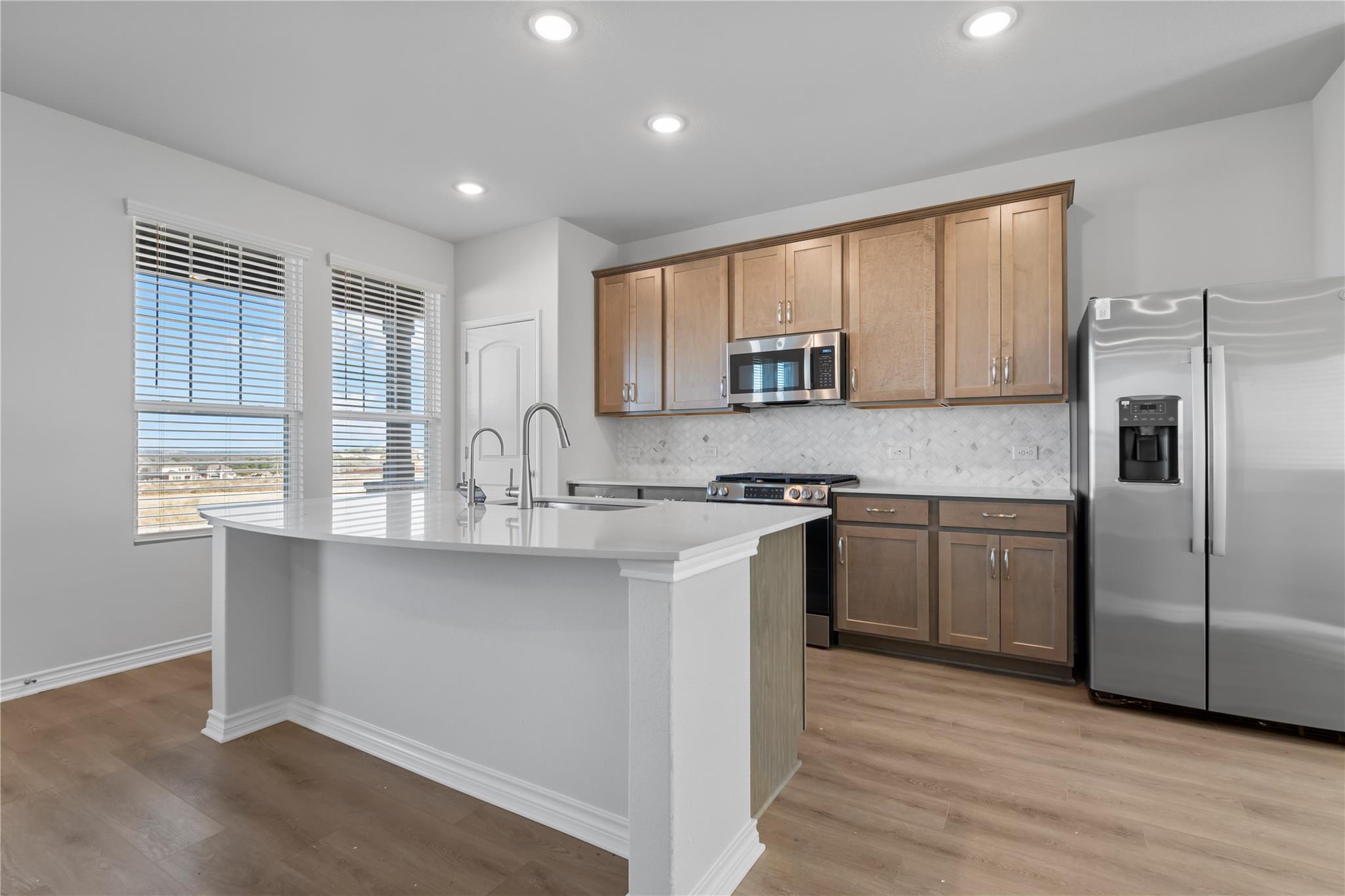 241 Leeland Dr, Liberty Hill, TX 78642