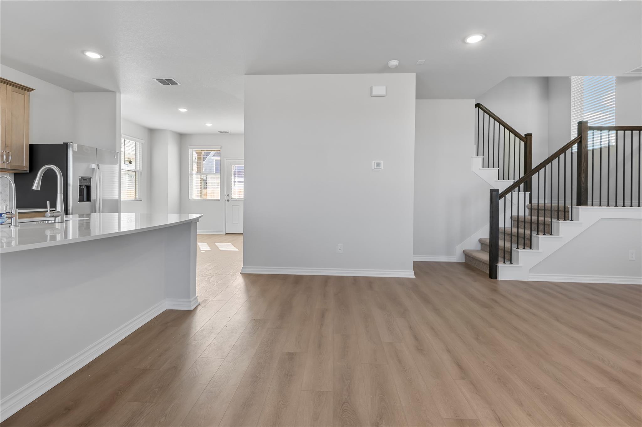 241 Leeland Dr, Liberty Hill, TX 78642