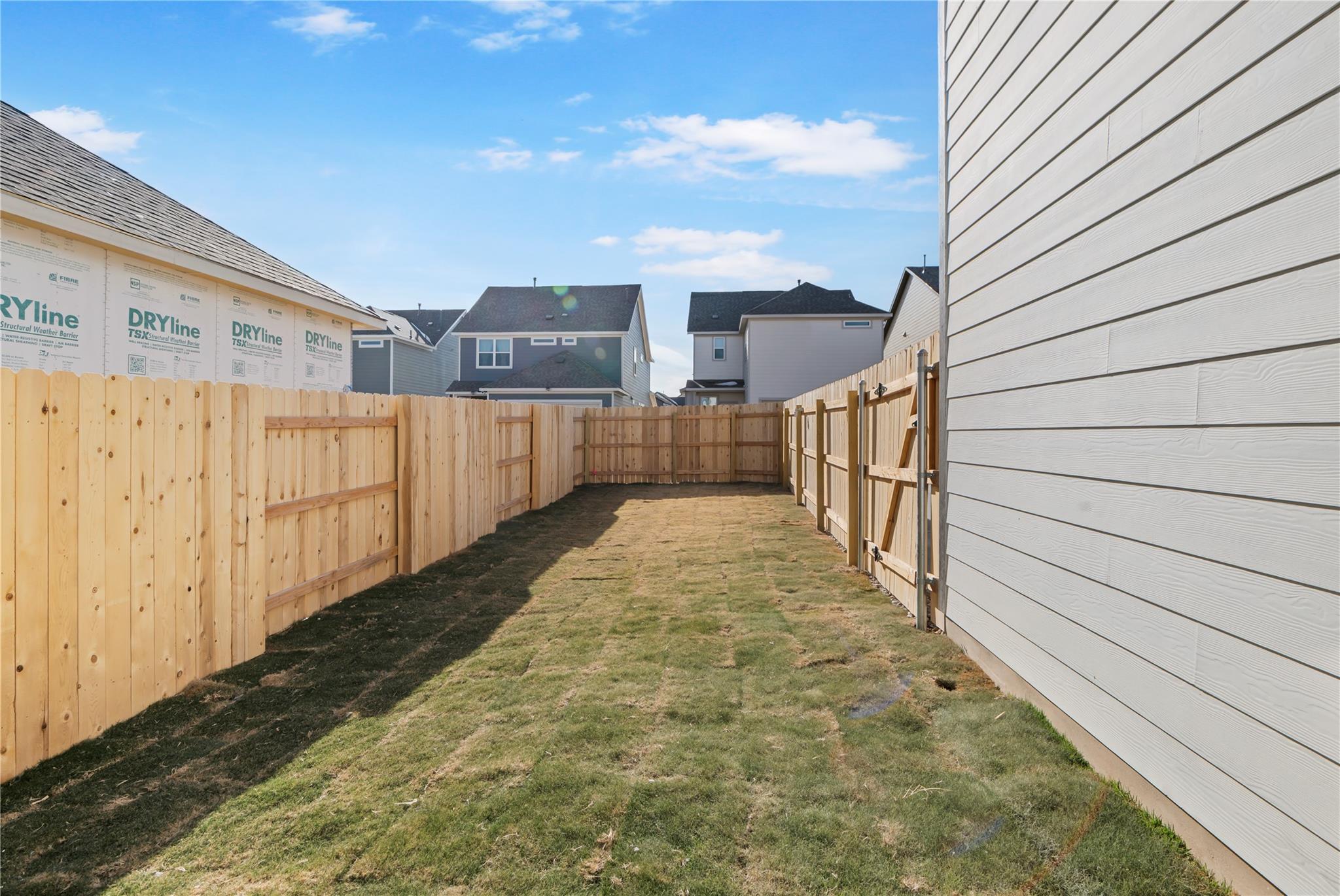 241 Leeland Dr, Liberty Hill, TX 78642