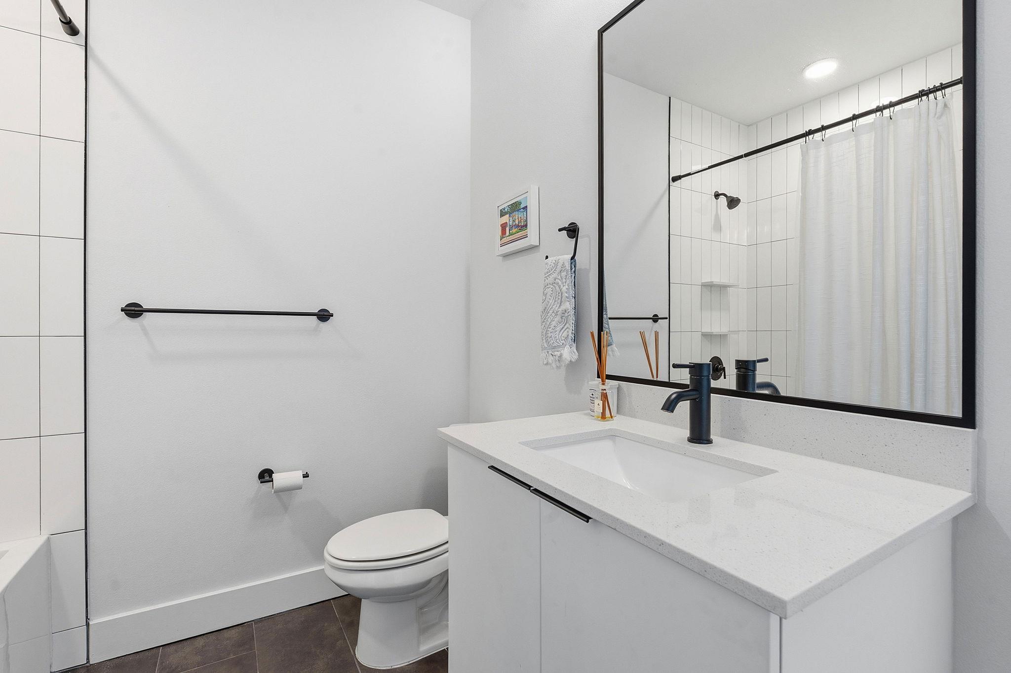 2220 Webberville Rd # 305, Austin, TX 78702