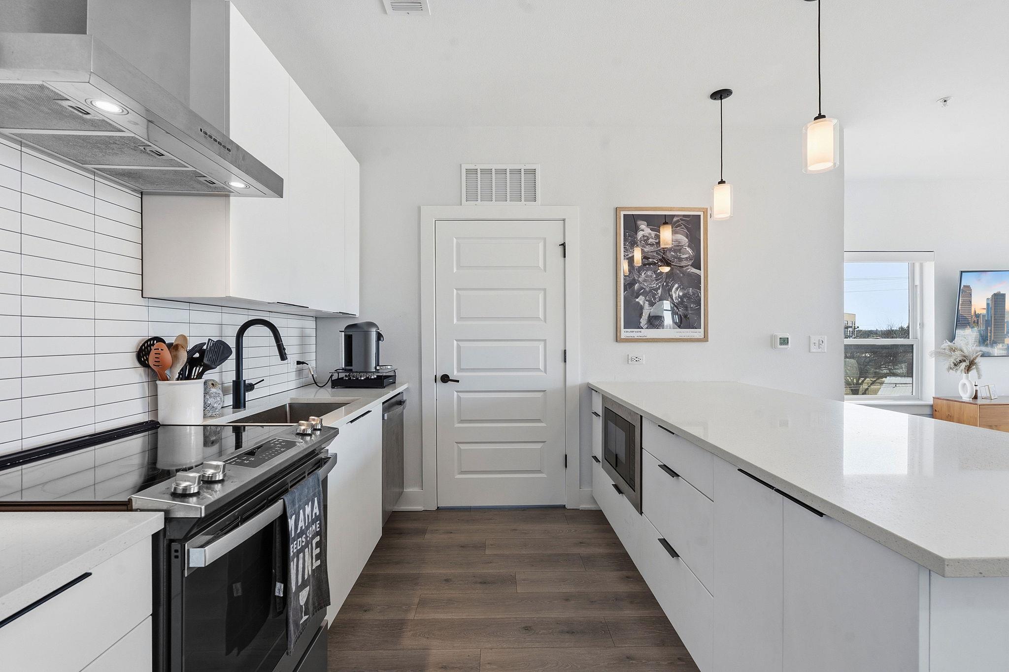 2220 Webberville Rd # 305, Austin, TX 78702