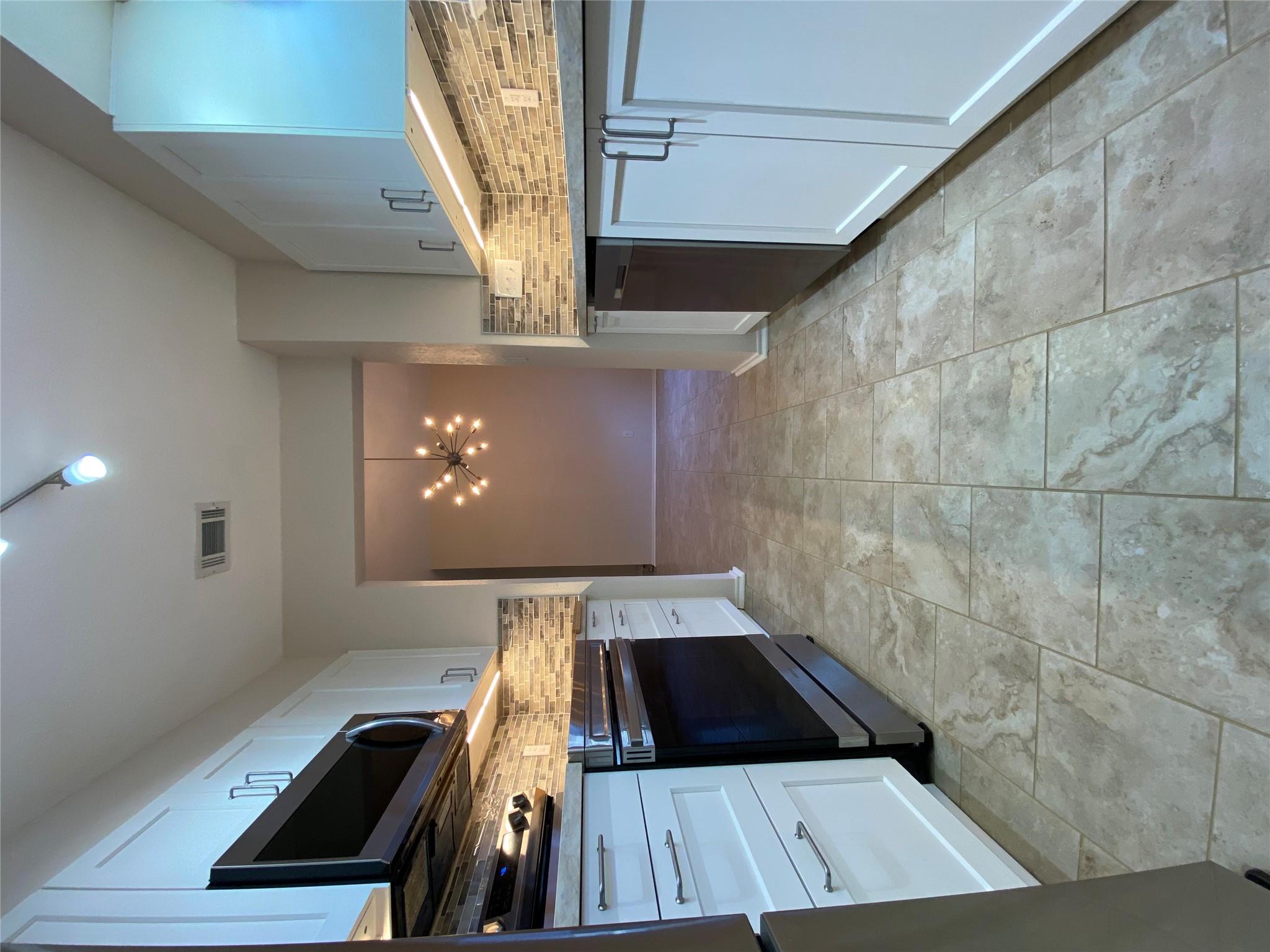 1202 Thorpe Ln # 305, San Marcos, TX 78666