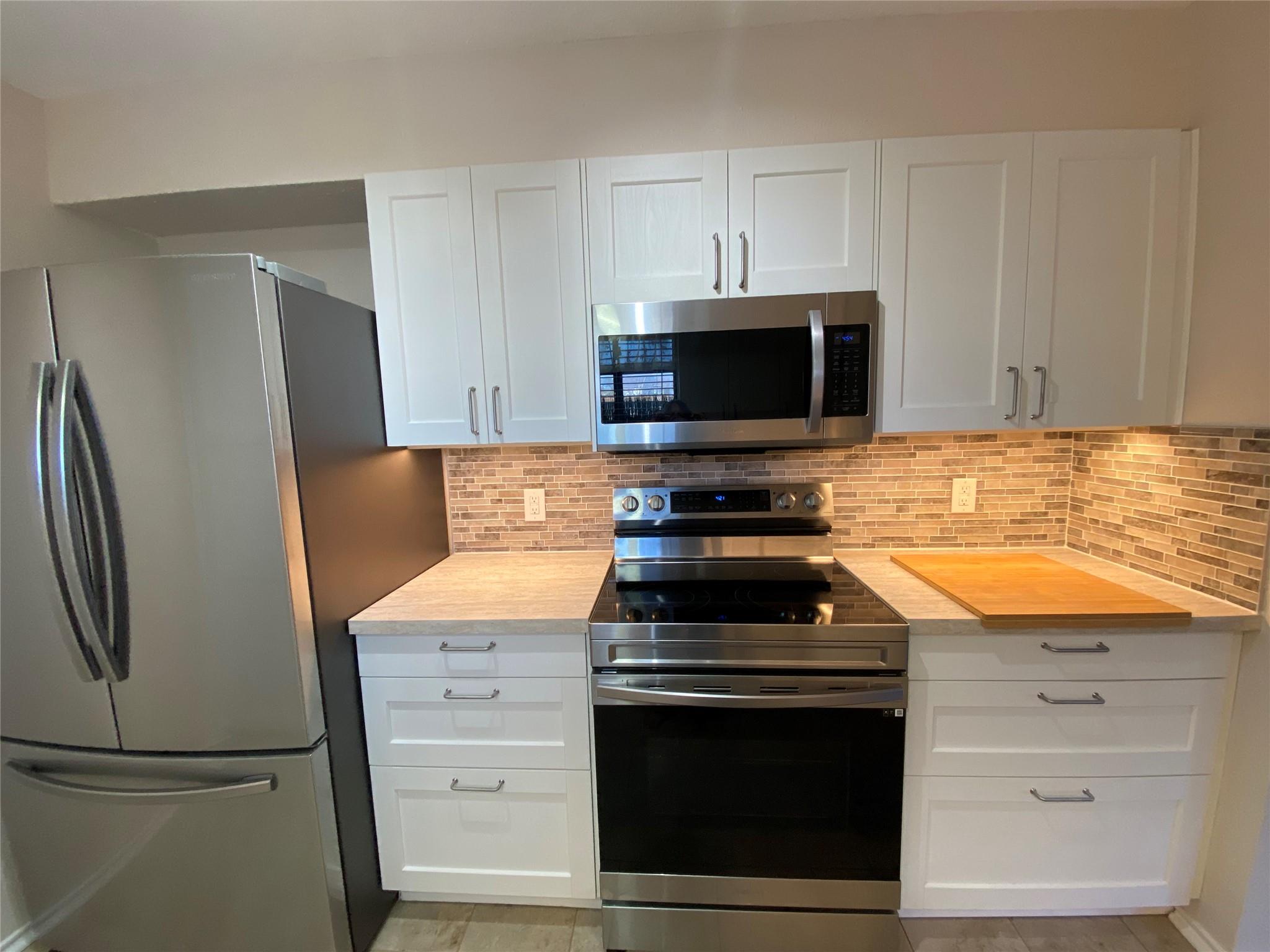 1202 Thorpe Ln # 305, San Marcos, TX 78666