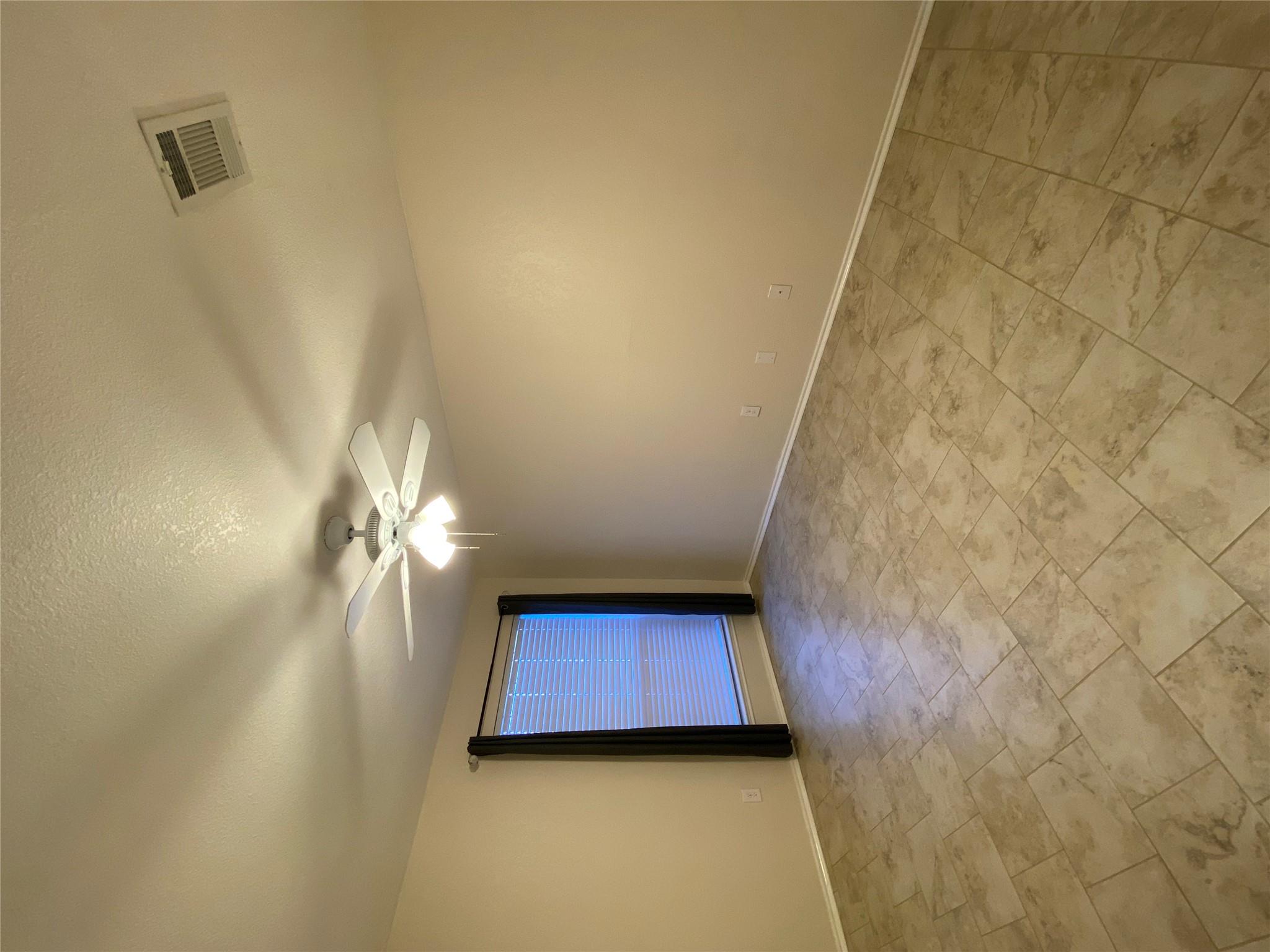 1202 Thorpe Ln # 305, San Marcos, TX 78666