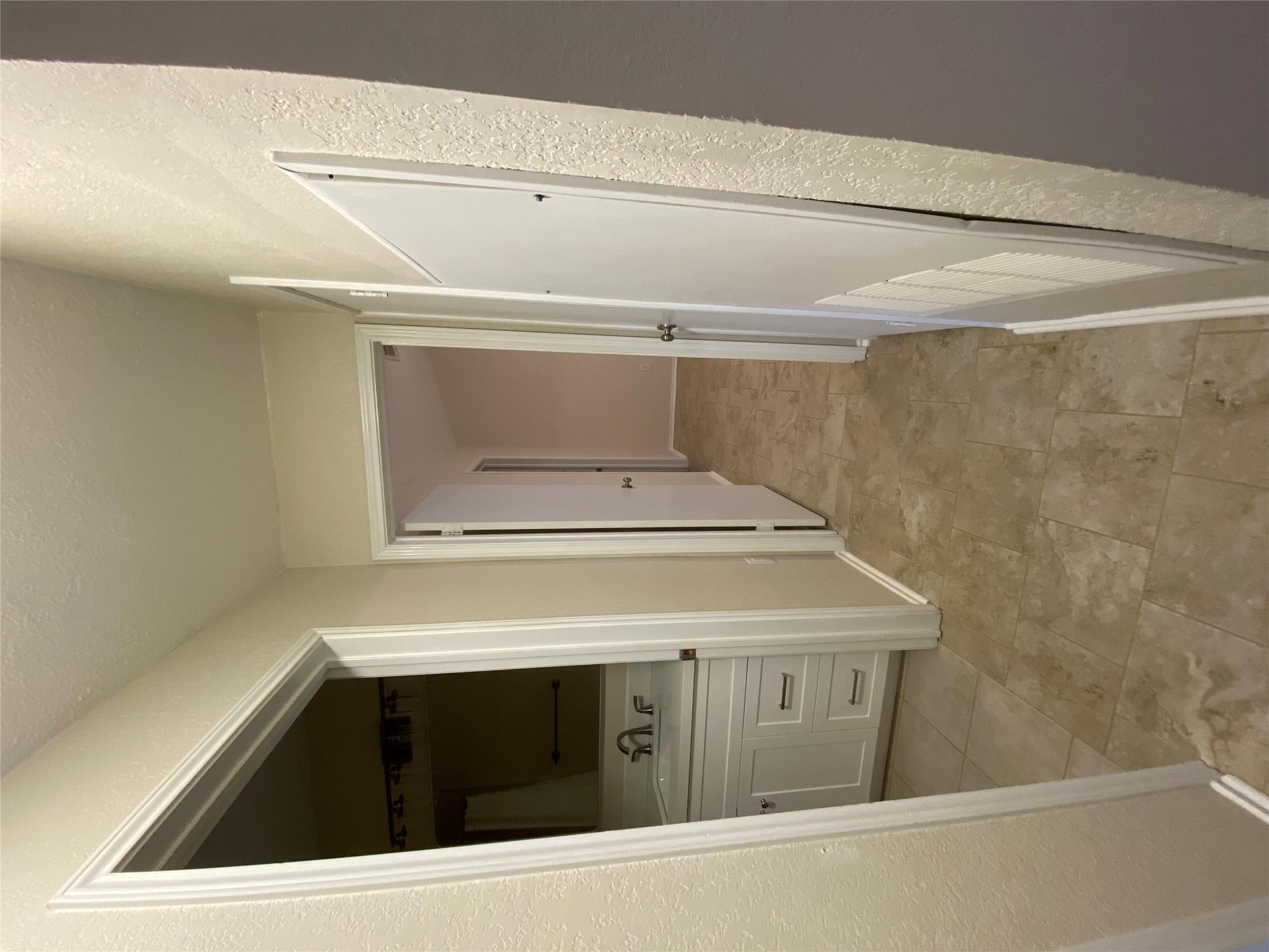 1202 Thorpe Ln # 305, San Marcos, TX 78666