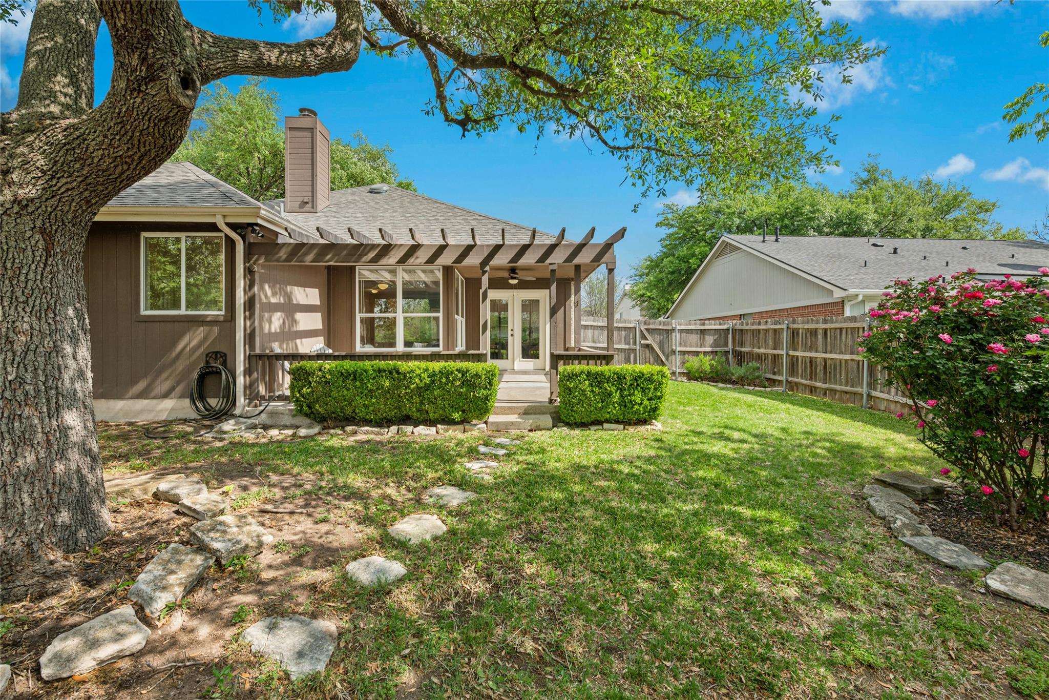 1115 Blackthorn Dr, Pflugerville, TX 78660