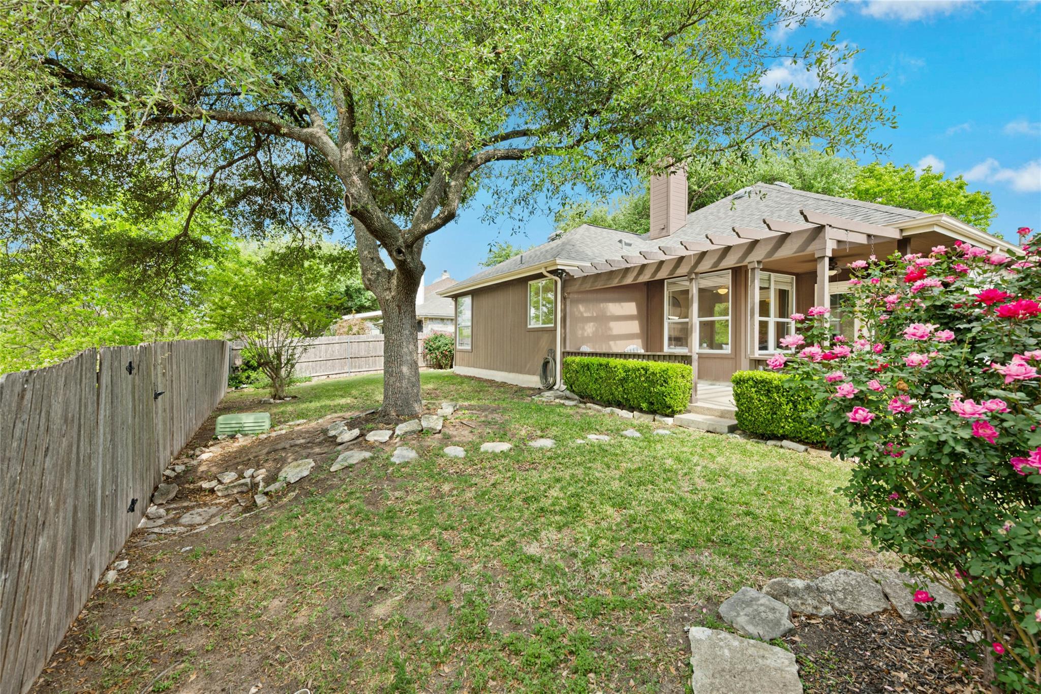 1115 Blackthorn Dr, Pflugerville, TX 78660