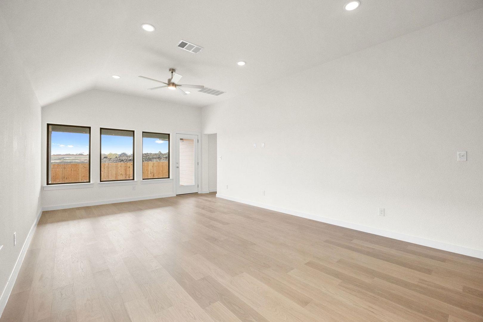 102 Malibu, Hutto, TX 78634